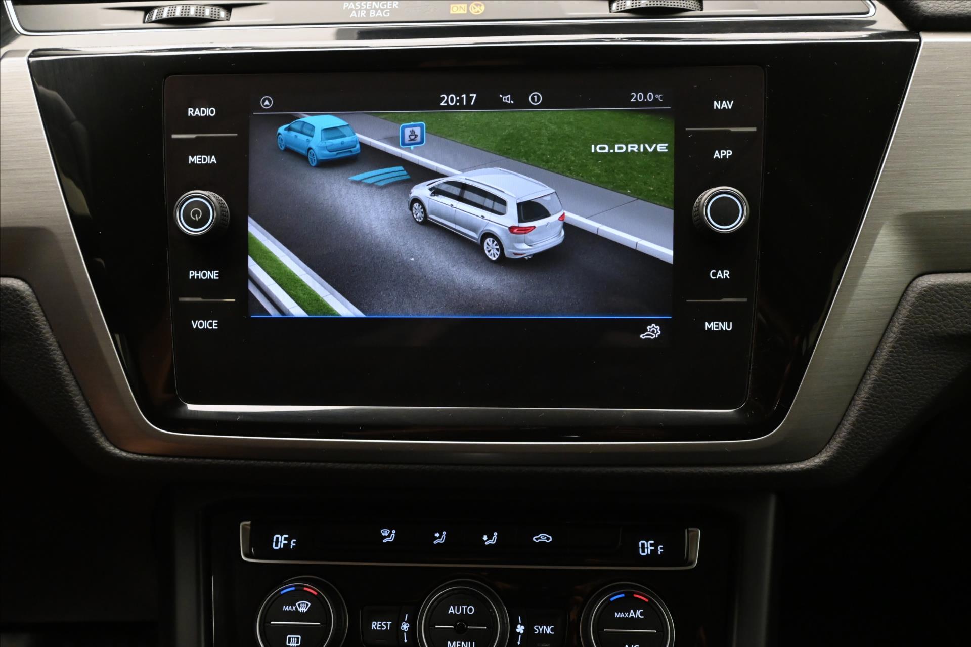 Hlavní fotografie vozu Volkswagen Touran 2,0 TDI 110KW DSG 7míst Záruka až 5 let (21)