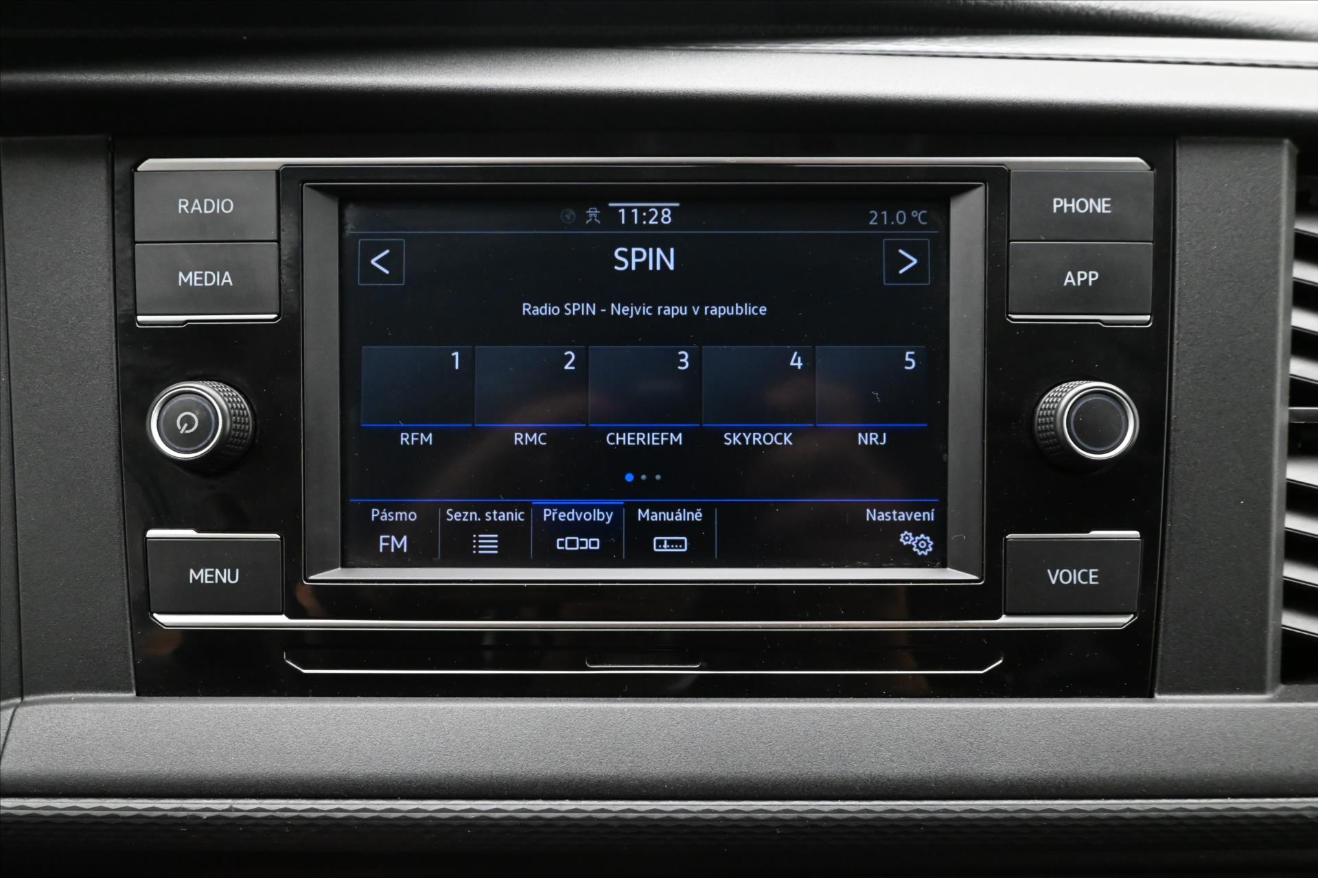 Main photo of the car Volkswagen Transporter 2.0 TDI 110kW DSG Warranty up to 5 years (19)