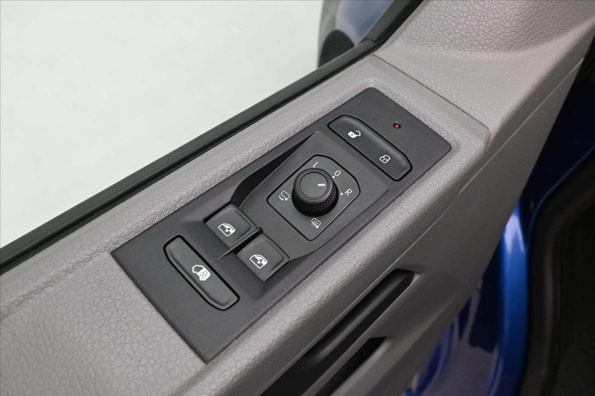 Main photo of the car Volkswagen Transporter 2.0 TDI 110kW DSG Warranty up to 5 years (24)