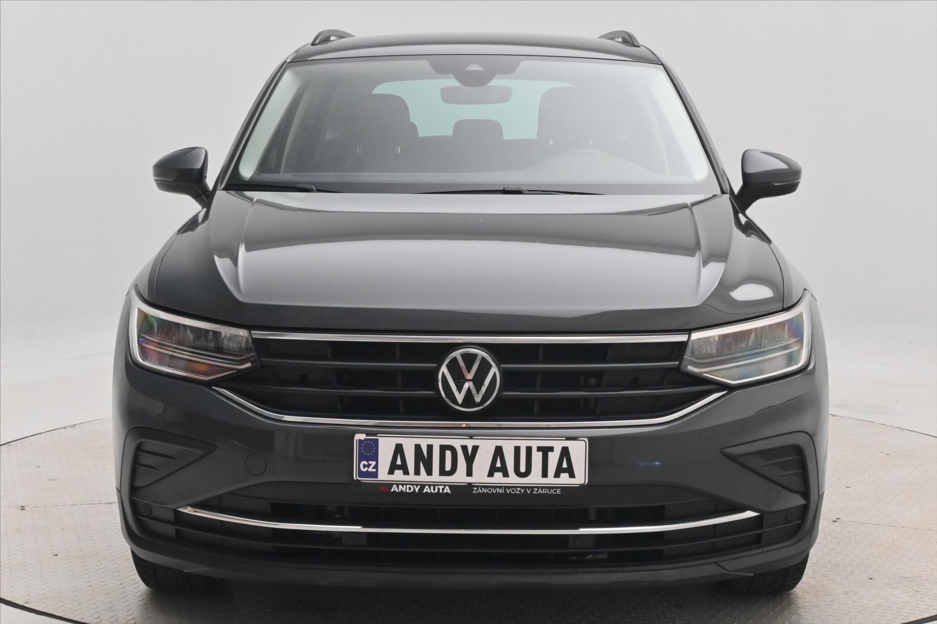 Hlavní fotografie vozu Volkswagen Tiguan 2,0 TDI 110 kW DSG Life Záruka až 5 let (3)