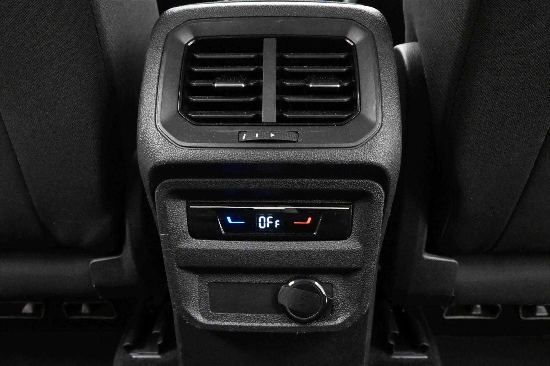 Hlavní fotografie vozu Volkswagen Tiguan 2,0 TDI 110 kW DSG Life Záruka až 5 let (23)