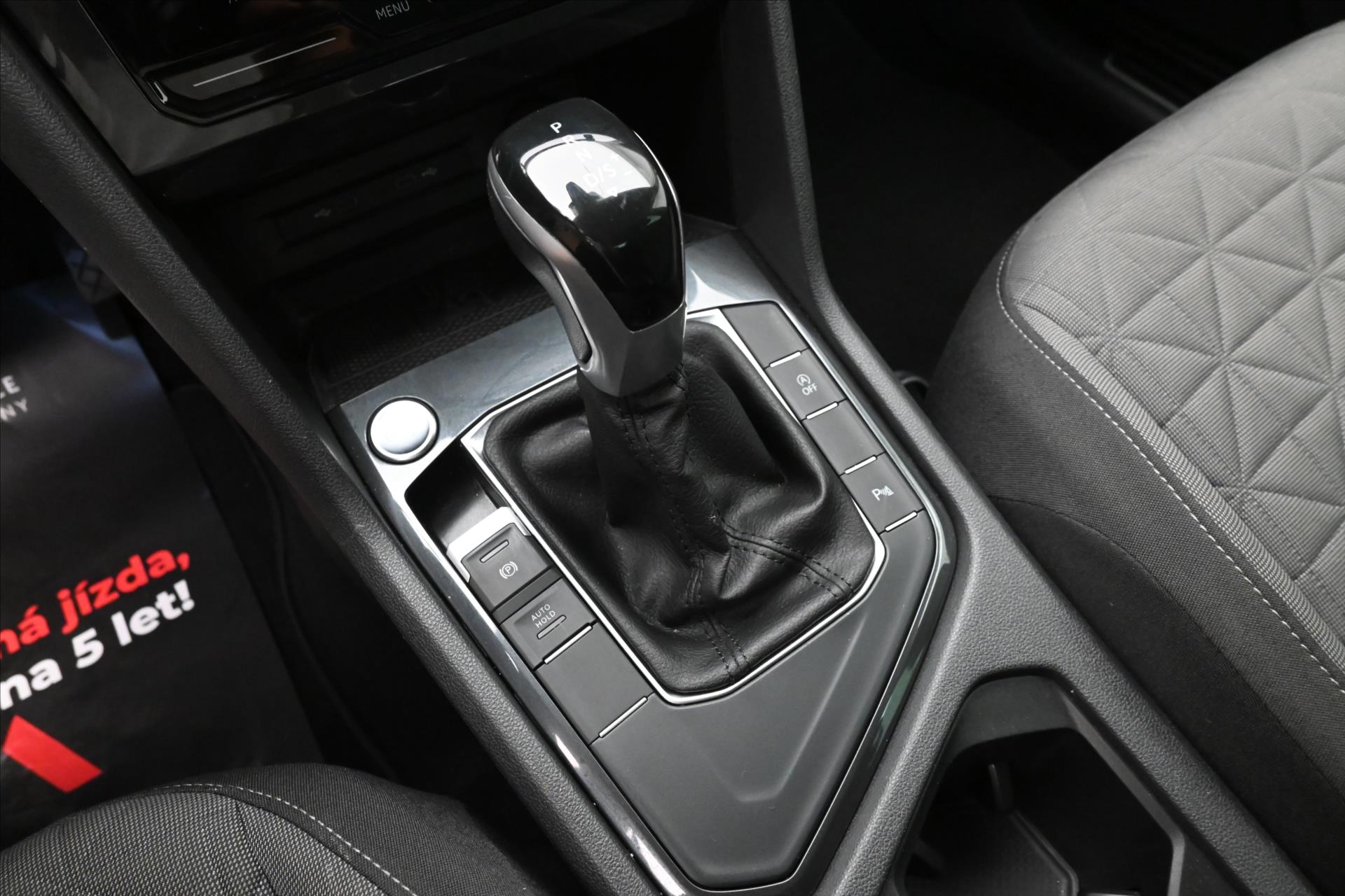 Hlavní fotografie vozu Volkswagen Tiguan 2,0 TDI 110 kW DSG Life Záruka až 5 let (24)