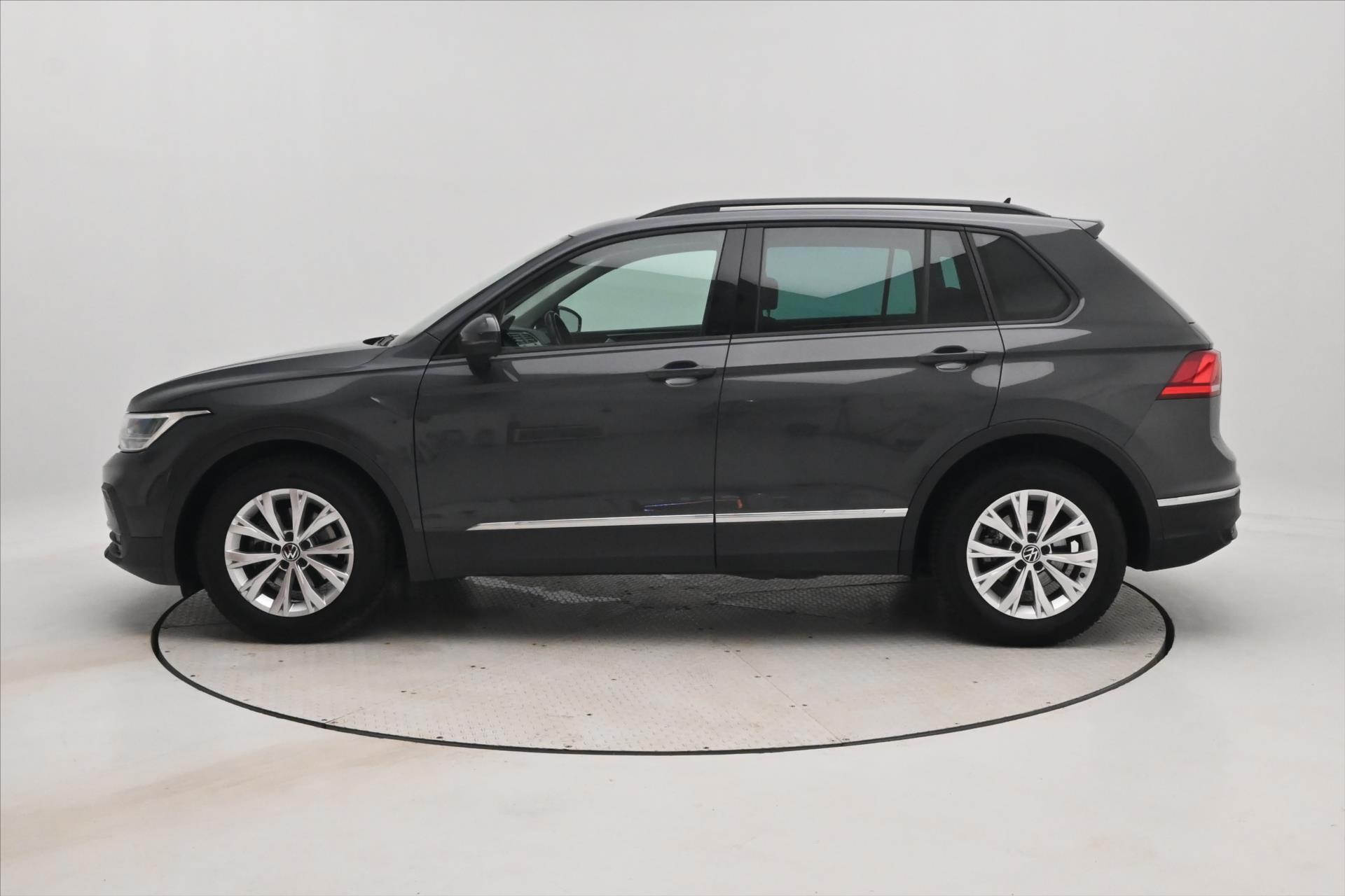 Hlavní fotografie vozu Volkswagen Tiguan 2,0 TDI 110 kW DSG Life Záruka až 5 let (9)