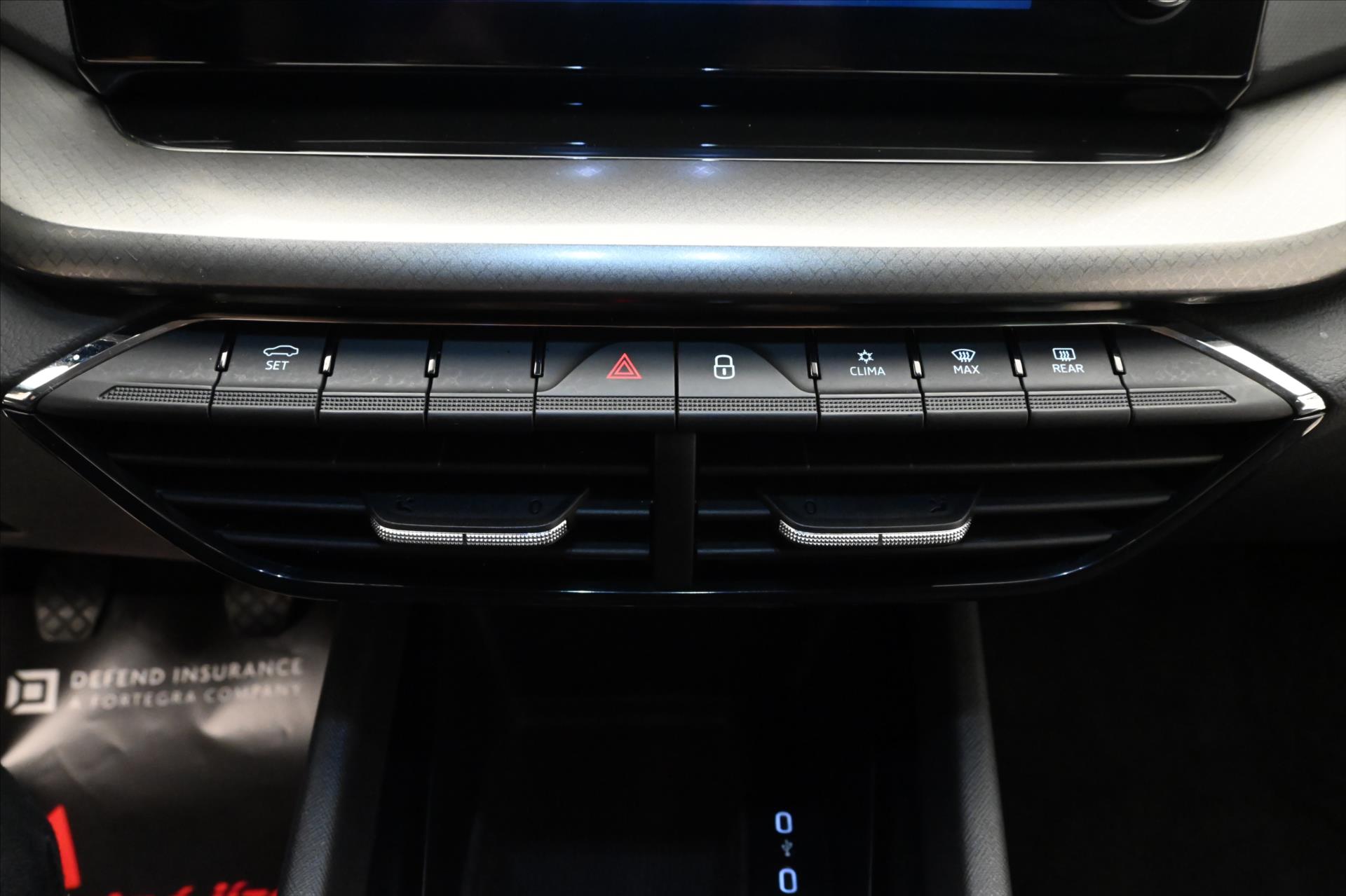 Hlavní fotografie vozu Škoda Octavia 1,5 TSI 110kW Ambition Manuál Záruka až 5 let (21)