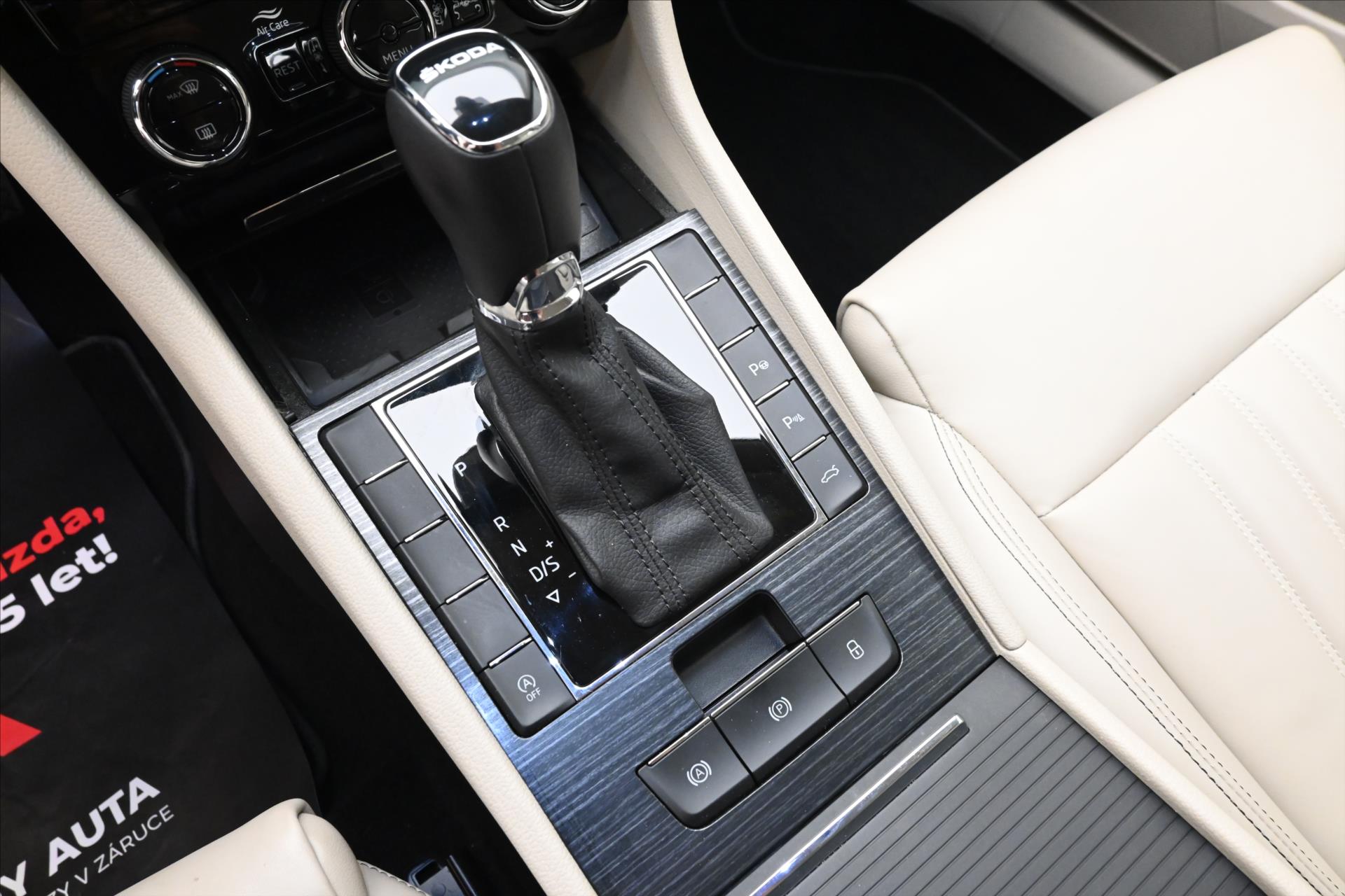Main photo of the car Skoda Superb 2.0 TDI 110 kW DSG Style Warranty up to 5 years (24)