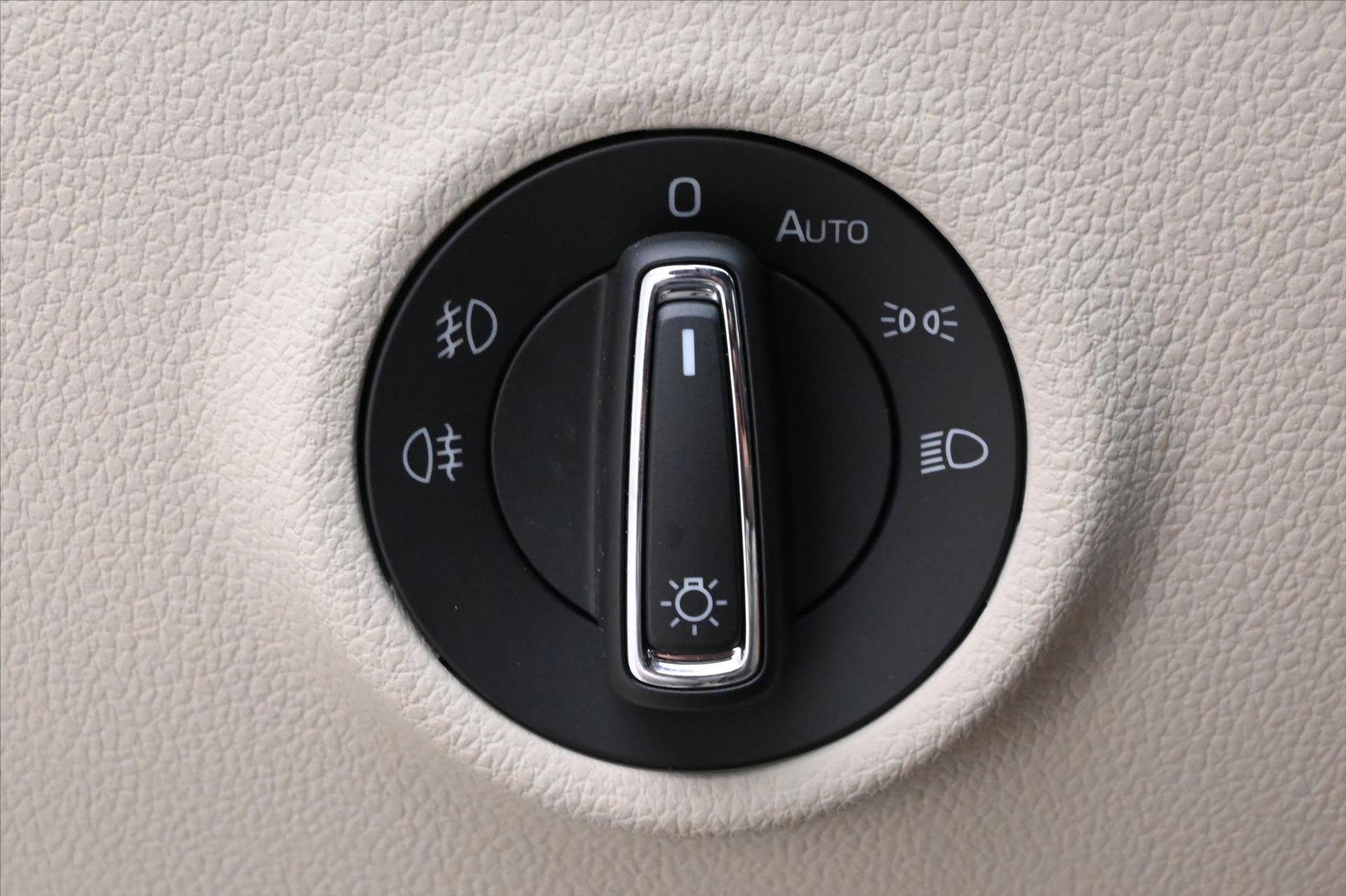 Main photo of the car Skoda Superb 2.0 TDI 110 kW DSG Style Warranty up to 5 years (28)