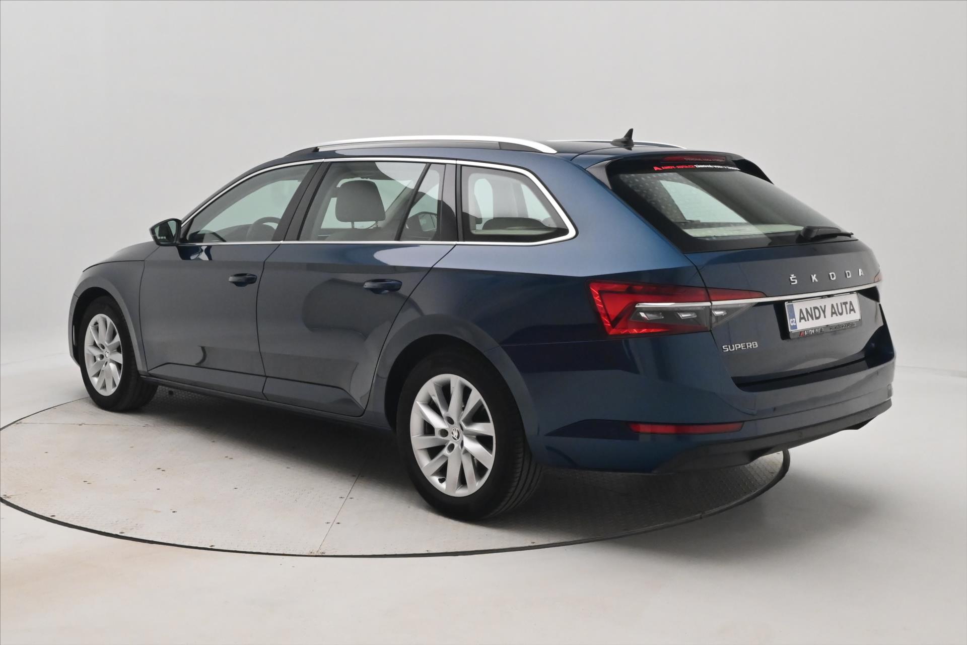 Main photo of the car Skoda Superb 2.0 TDI 110 kW DSG Style Warranty up to 5 years (8)