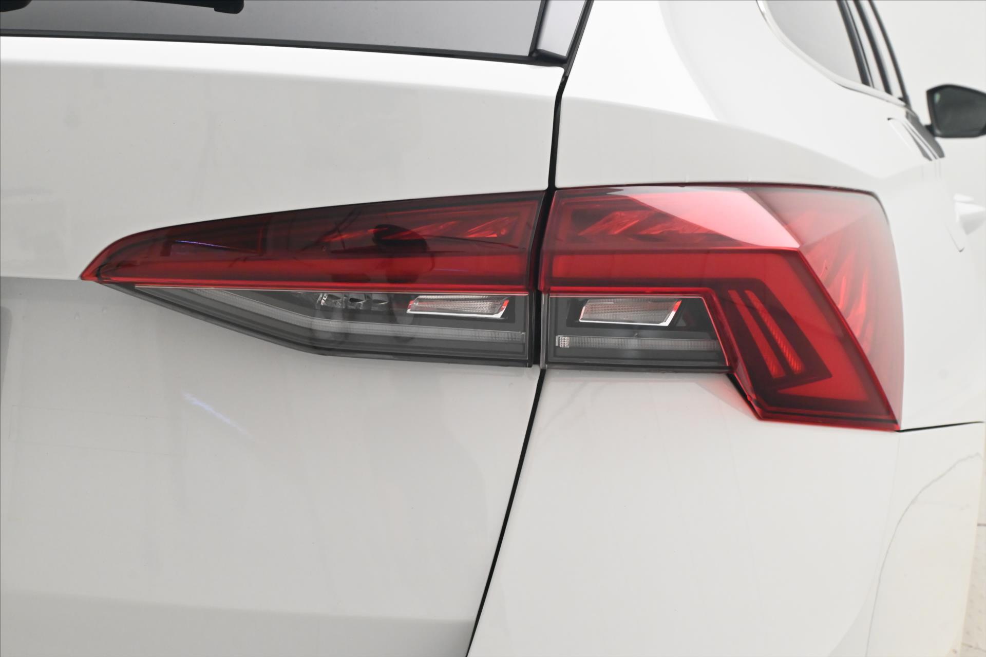 Hlavní fotografie vozu Škoda Octavia 2,0 TDI 110 kW DSG Style Záruka až 5 let (33)