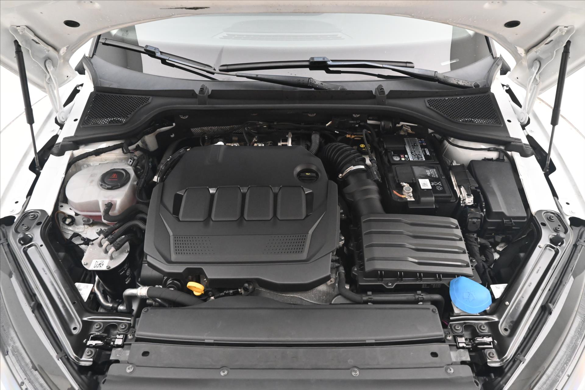 Hlavní fotografie vozu Škoda Octavia 2,0 TDI 110 kW DSG Style Záruka až 5 let (10)
