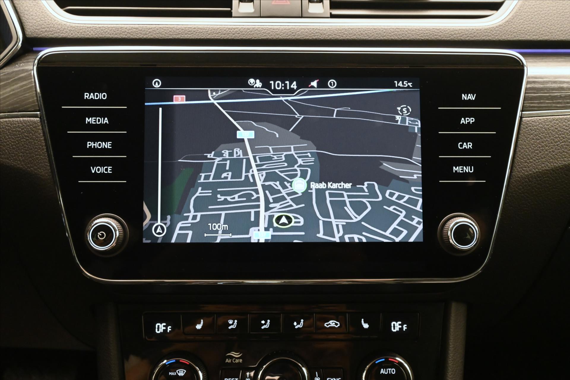Hlavní fotografie vozu Škoda Superb 2,0 TDI 147kW STYLE DSG Záruka až 5 let (21)