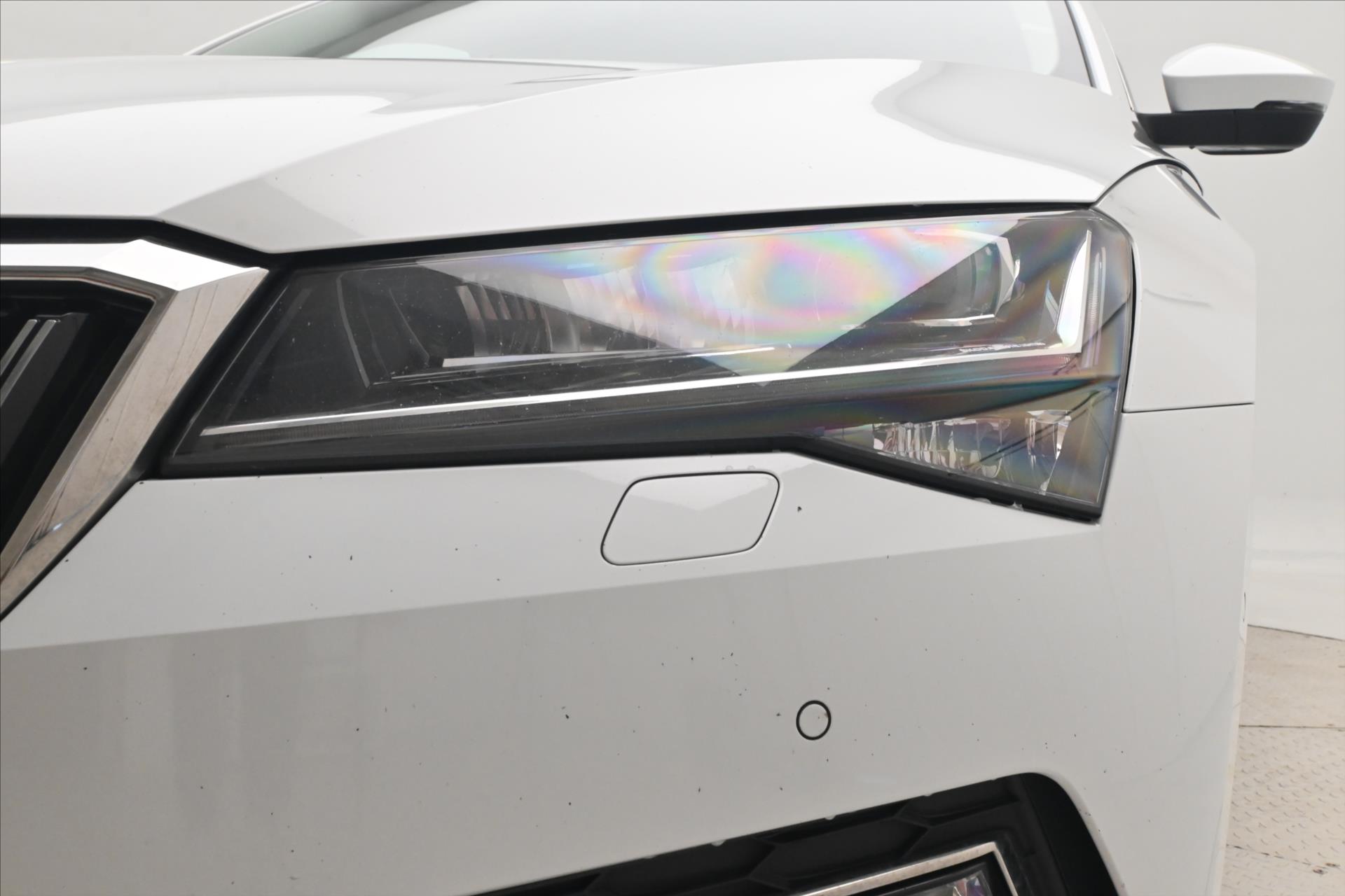 Hlavní fotografie vozu Škoda Superb 2,0 TDI 147kW STYLE DSG Záruka až 5 let (32)