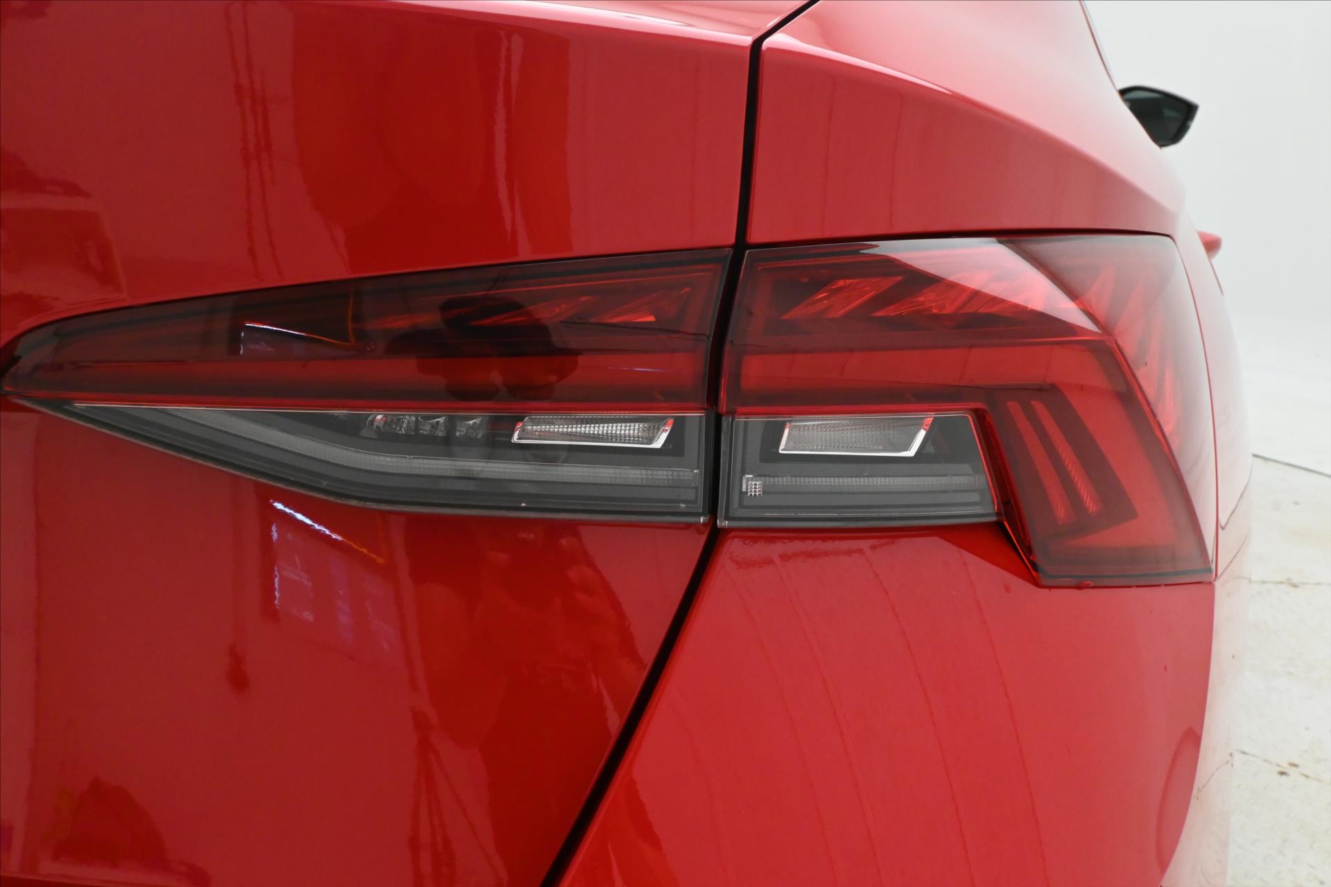 Hlavní fotografie vozu Škoda Octavia 2,0 TDI 110kW DSG Ambition Záruka až 5 let (28)
