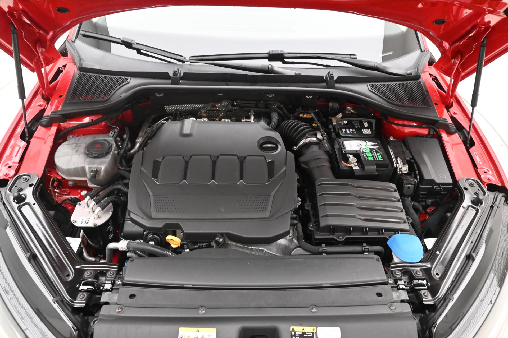 Hlavní fotografie vozu Škoda Octavia 2,0 TDI 110kW DSG Ambition Záruka až 5 let (9)