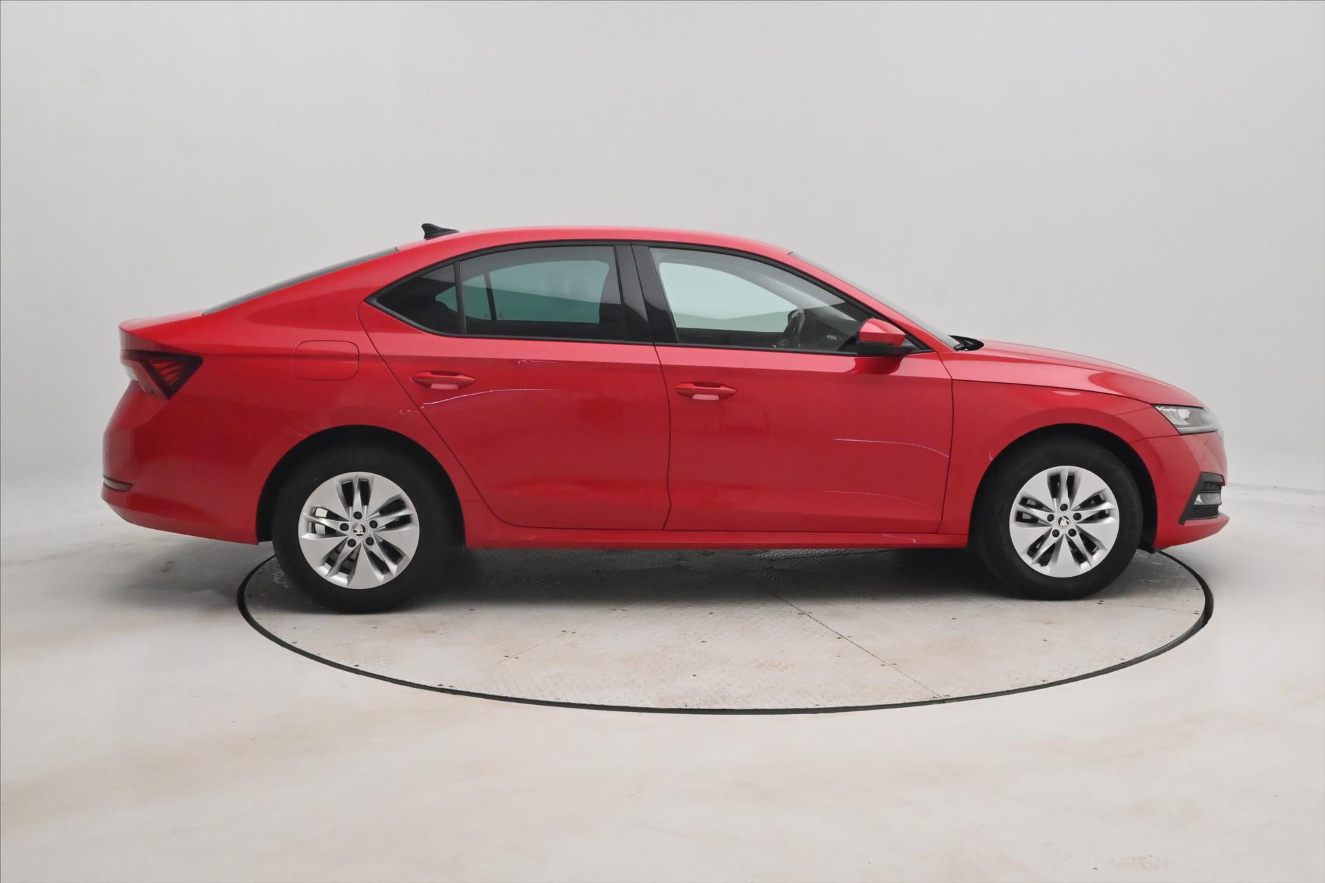 Hlavní fotografie vozu Škoda Octavia 2,0 TDI 110kW DSG VIRTUAL NAVI Záruka až 5 let (5)