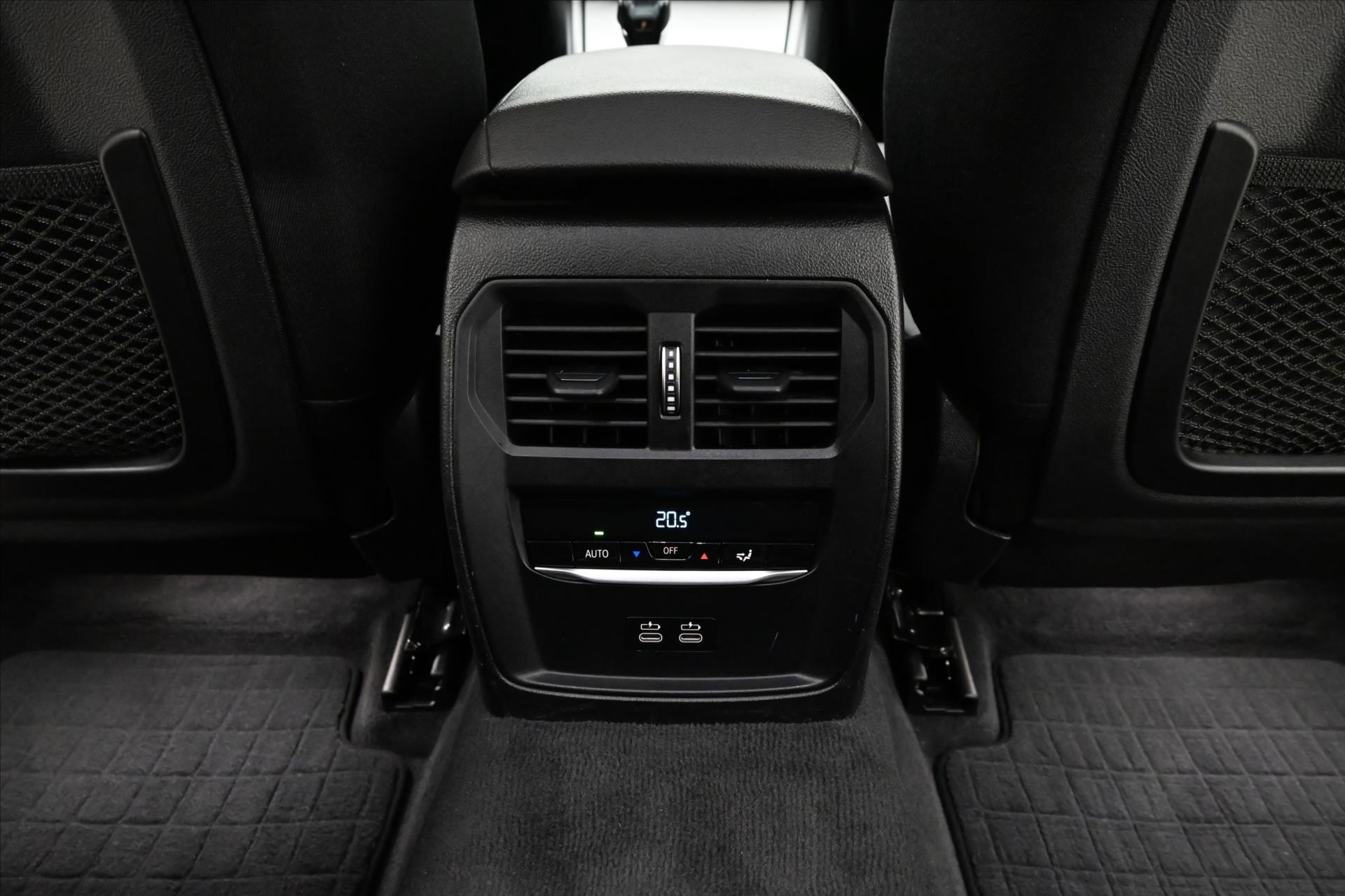 Hlavní fotografie vozu BMW Řada 3 2,0 320d 140 kW Steptronic Záruka až 5 let (21)