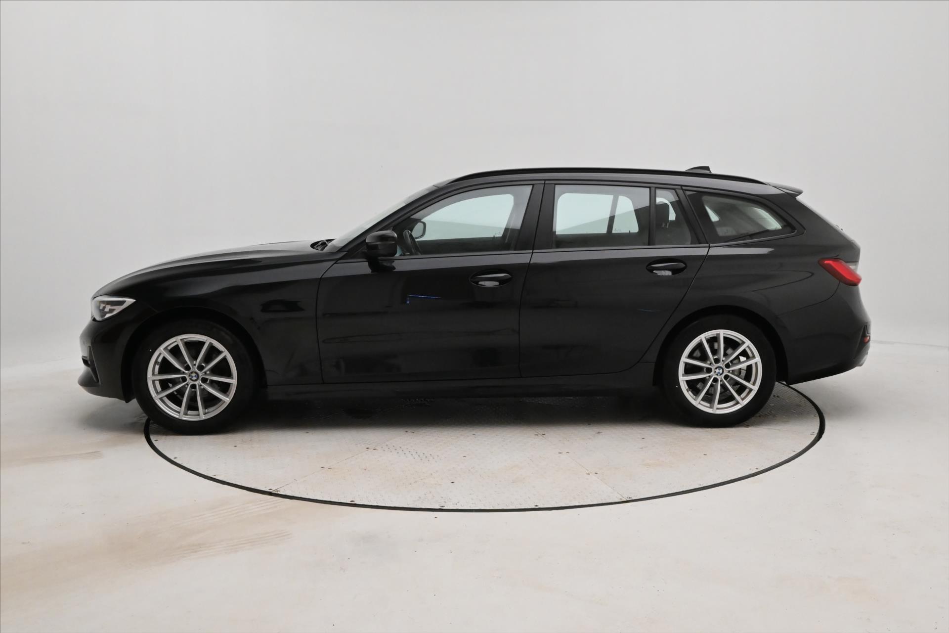 Hlavní fotografie vozu BMW Řada 3 2,0 320d 140 kW Steptronic Záruka až 5 let (8)