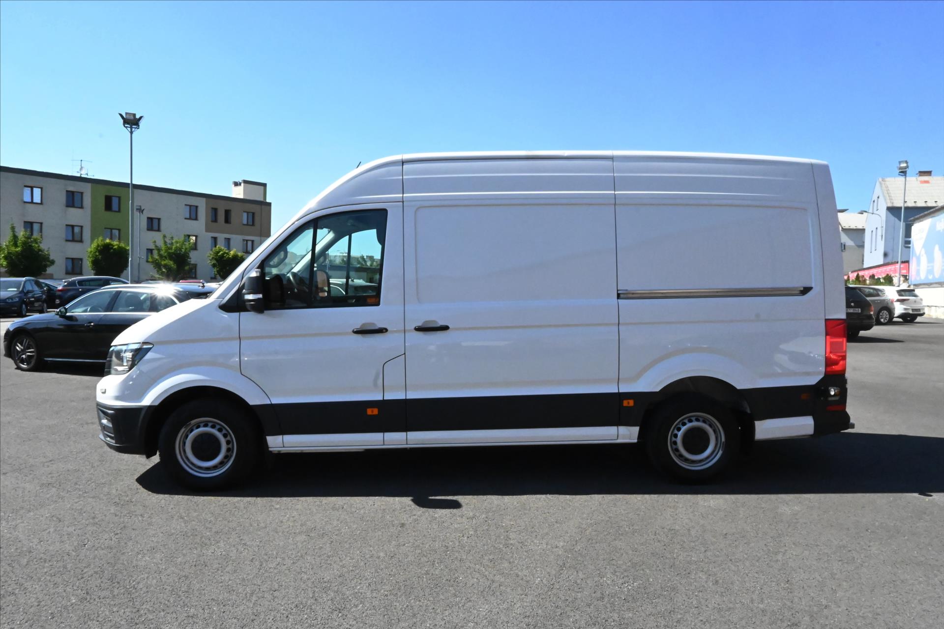 Hlavní fotografie vozu Volkswagen Crafter 2,0 TDI 130kW DSG L2H2 Záruka až 5 let (8)
