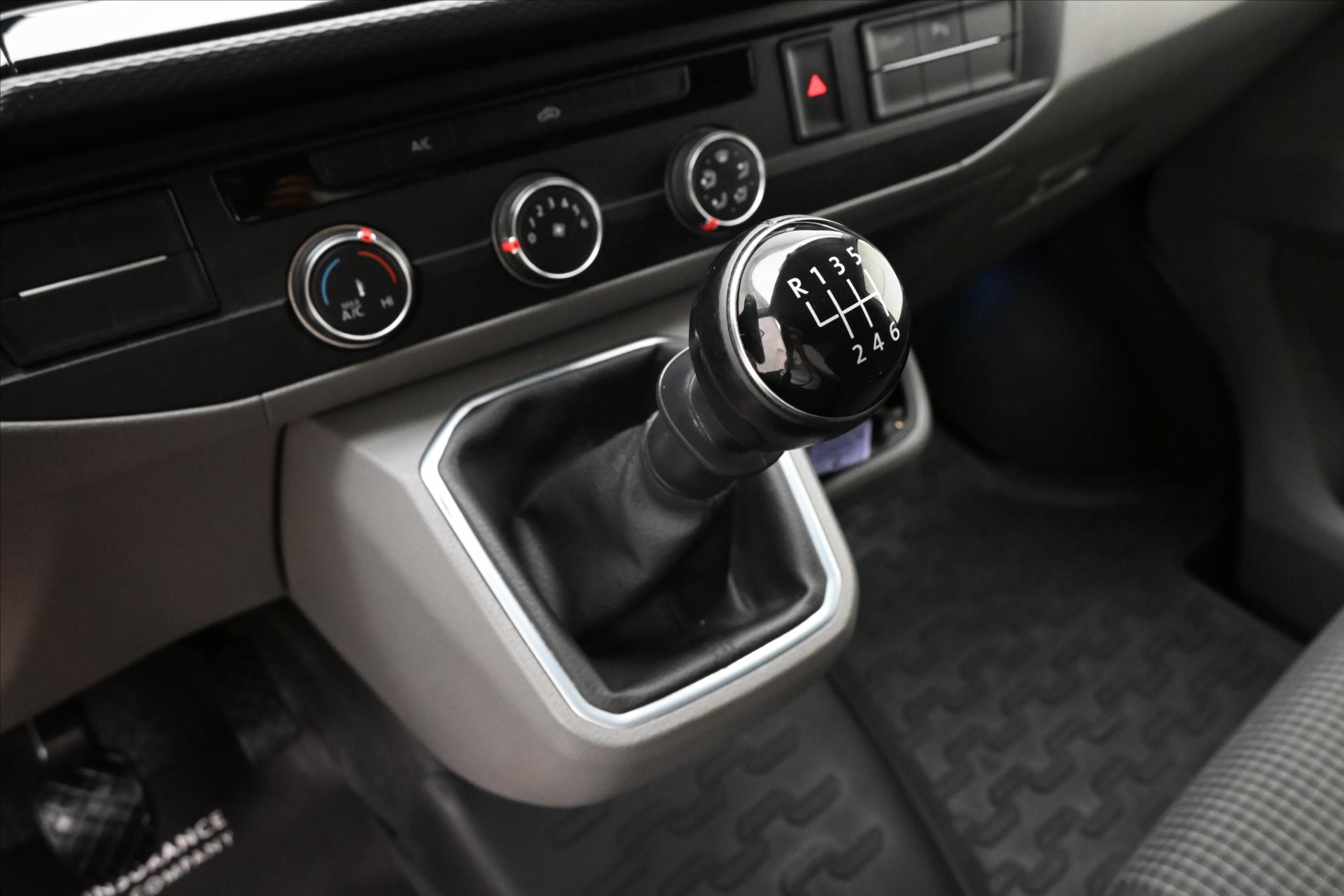 Hlavní fotografie vozu Volkswagen Transporter 2,0 TDI 110kW KLIMA Záruka až 5 let (22)