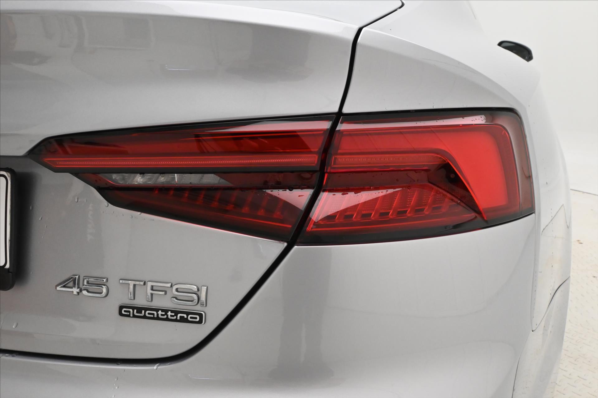 Hlavní fotografie vozu Audi A5 2,0 45TFSI 180kW 4x4 Sportback Záruka až 5 let  A5 Sportback (31)