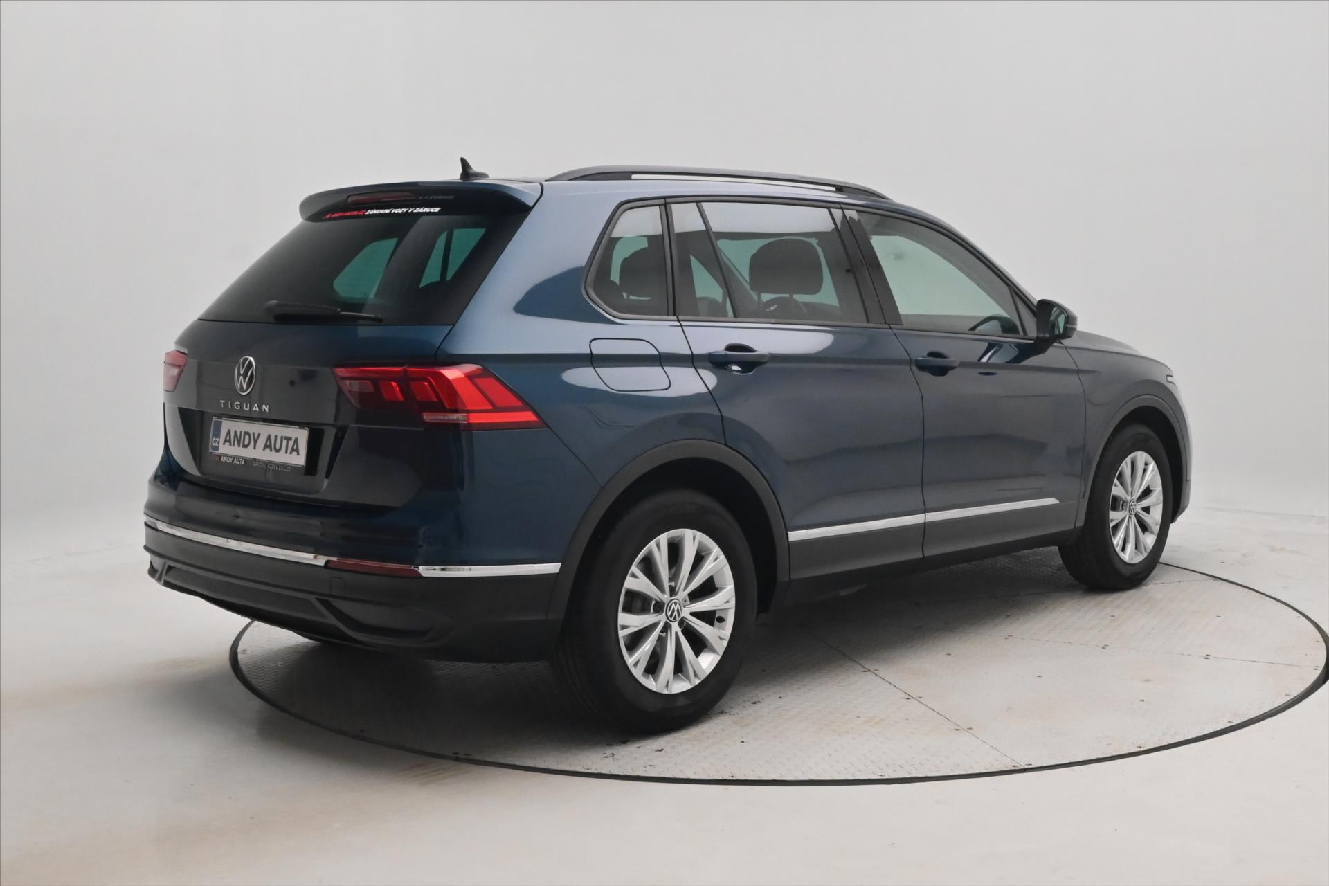 Hlavní fotografie vozu Volkswagen Tiguan 2,0 TDI 110 kW LIFE Záruka až 5 let (5)