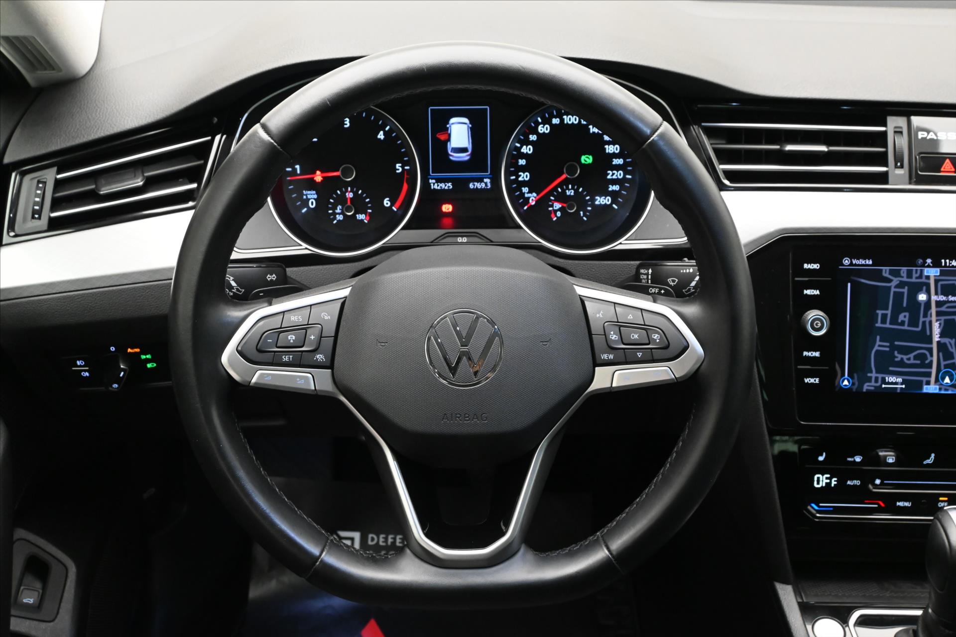 Hlavní fotografie vozu Volkswagen Passat 2,0 TDI 110kW DSG Business Záruka až 5 let (19)