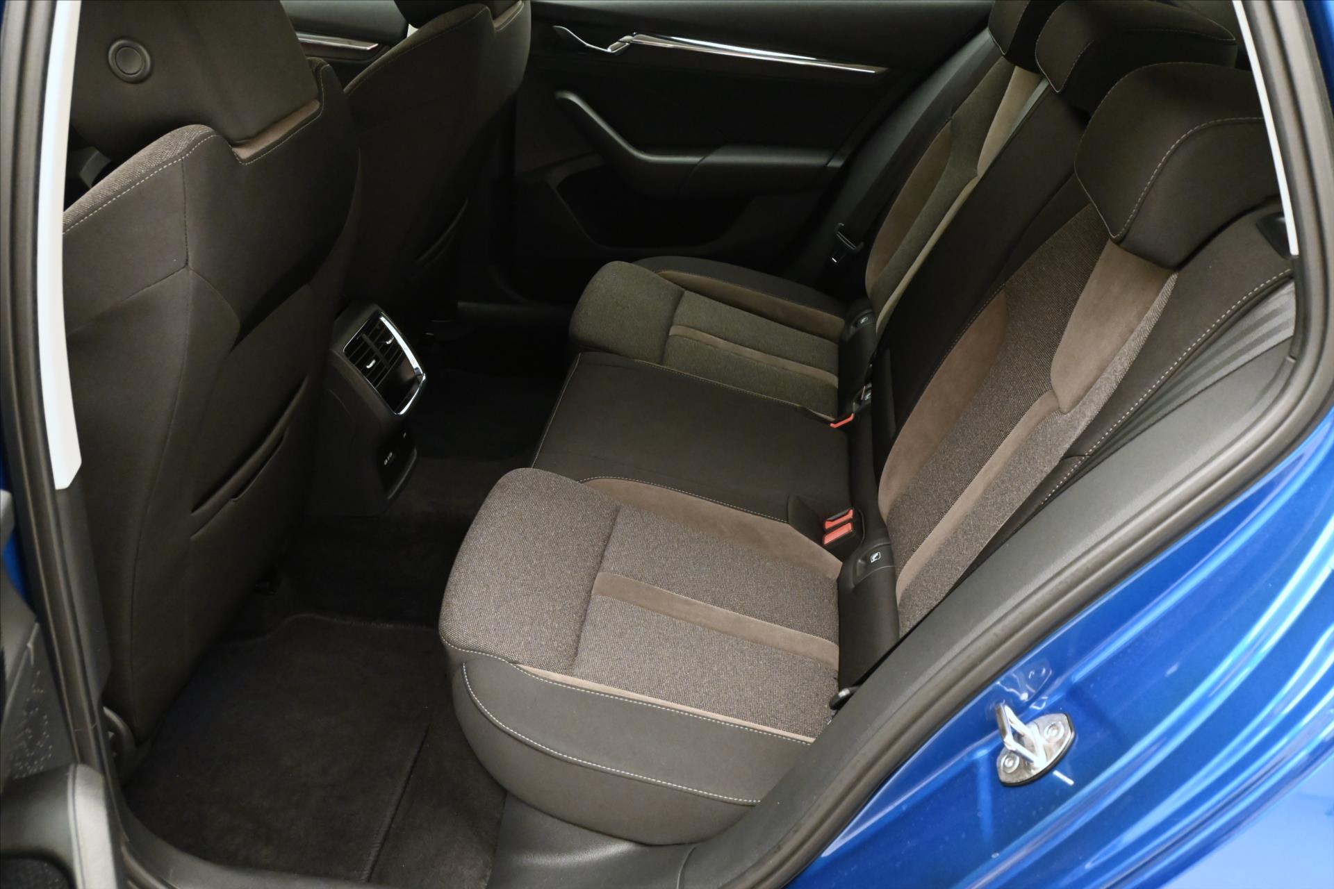 Hlavní fotografie vozu Škoda Octavia 2,0 TDI 147kW 4x4 DSG Scout Záruka až 5 let (15)
