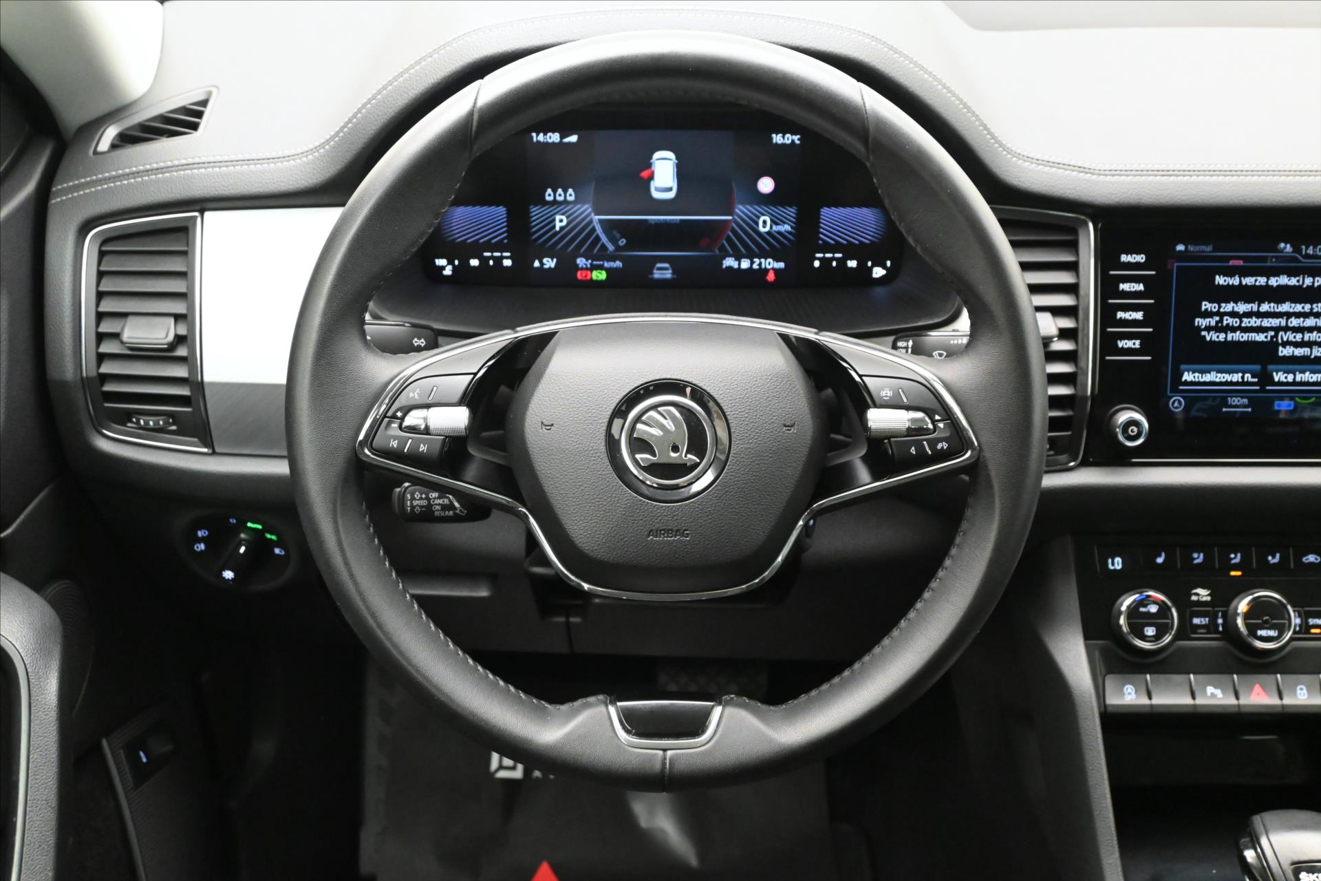Hlavní fotografie vozu Škoda Kodiaq 2,0 TDI 110kW DSG Ambition Záruka až 5 let (19)