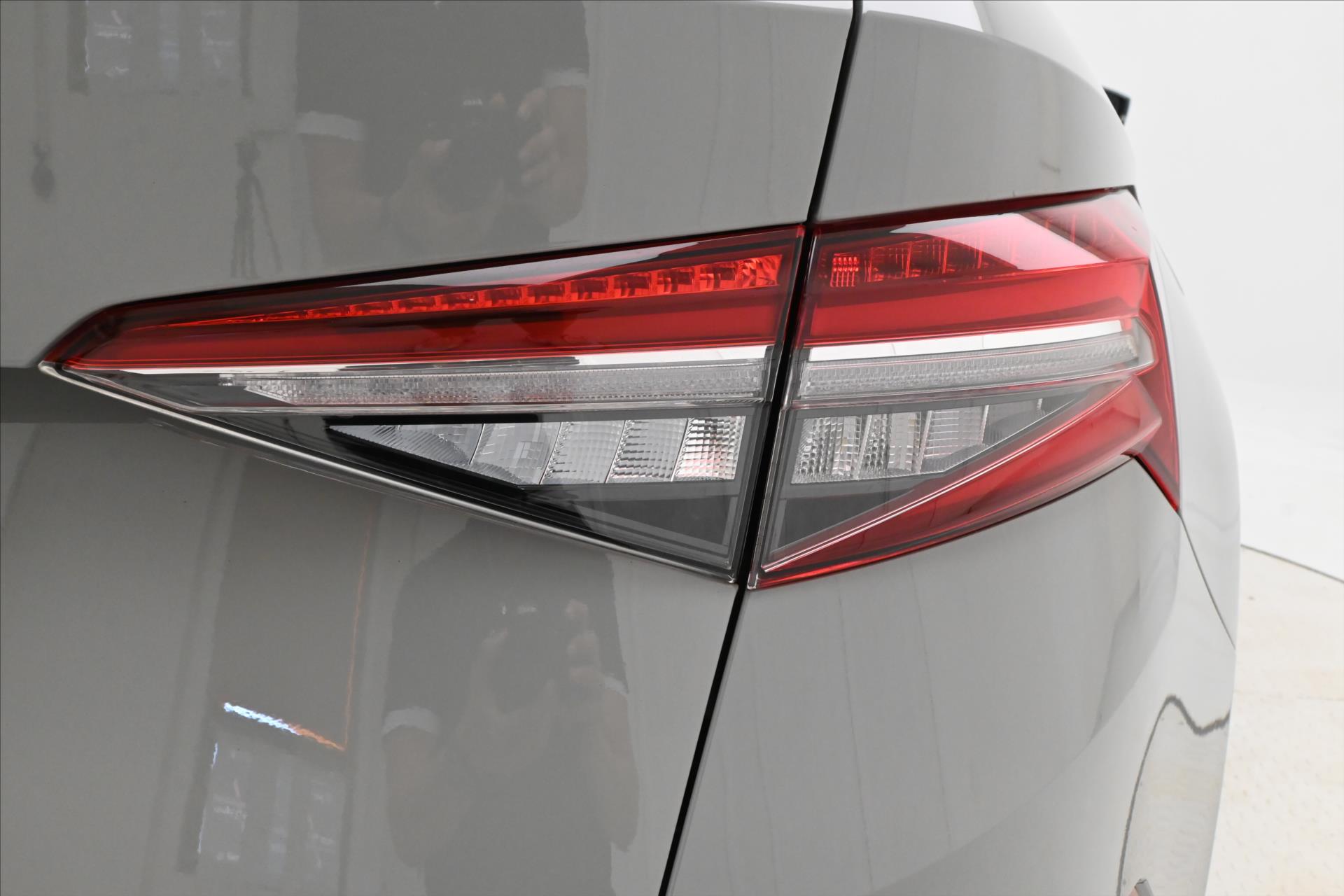 Hlavní fotografie vozu Škoda Kodiaq 2,0 TDI 110kW DSG Ambition Záruka až 5 let (32)