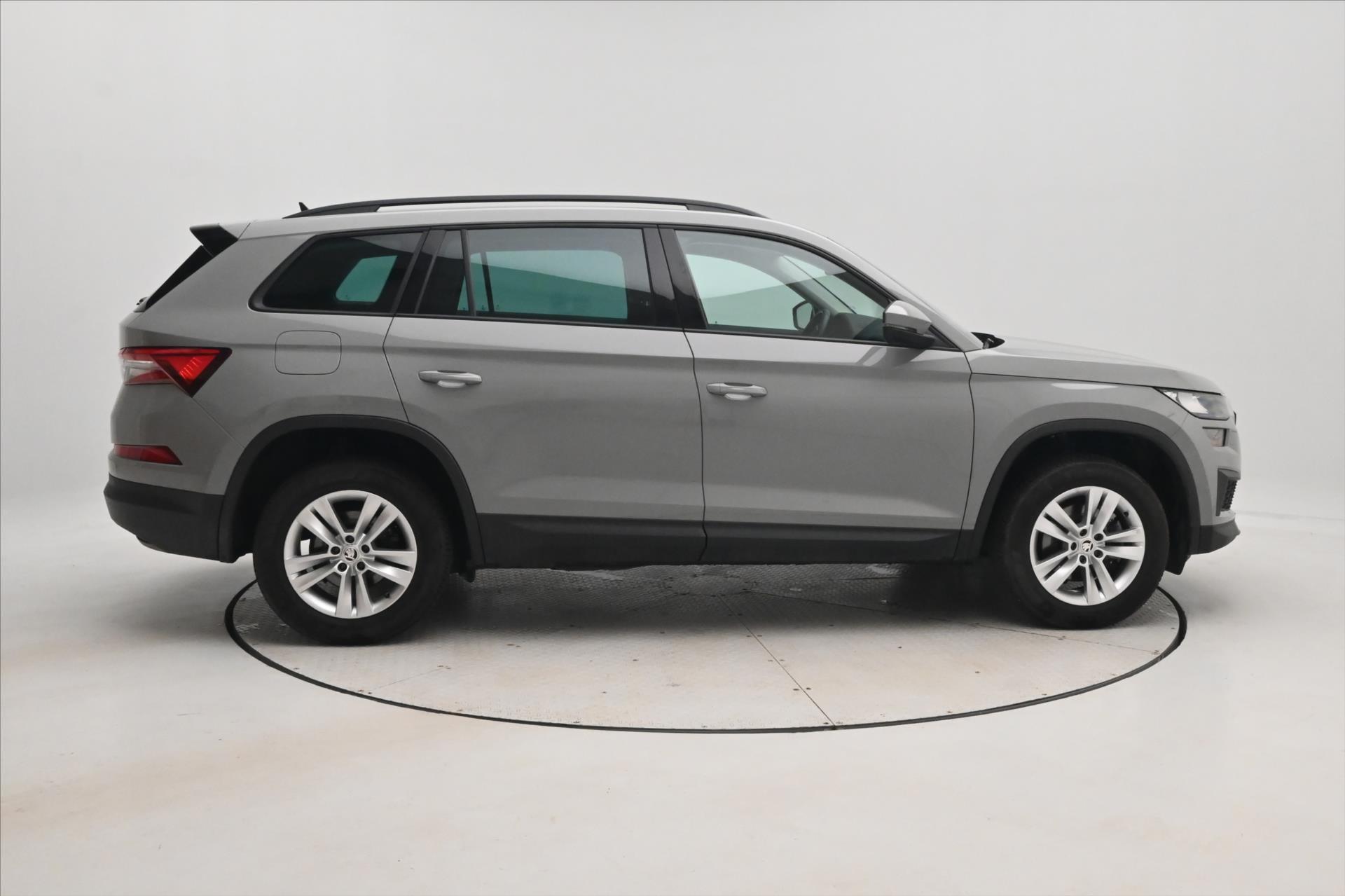 Hlavní fotografie vozu Škoda Kodiaq 2,0 TDI 110kW DSG Ambition Záruka až 5 let (5)