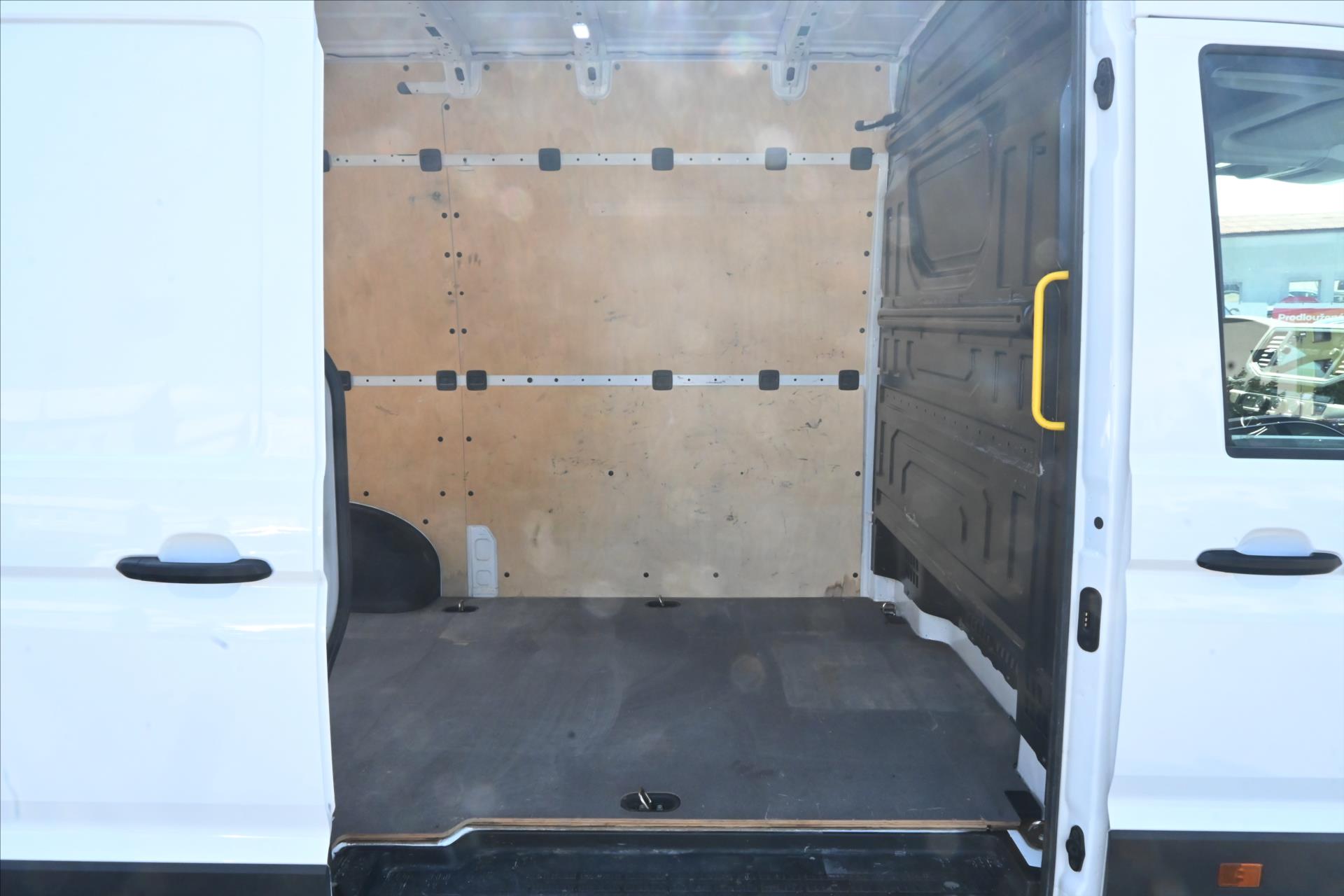 Main photo of the car Volkswagen Crafter 2.0 TDI 103 kW L2H2 Navi Camera Warranty up to 5 years (10)