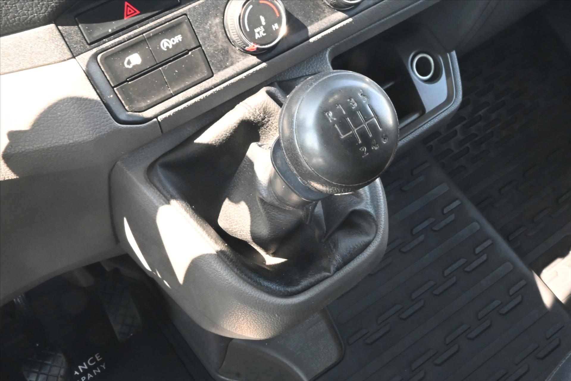Main photo of the car Volkswagen Crafter 2.0 TDI 103 kW L2H2 Navi Camera Warranty up to 5 years (21)
