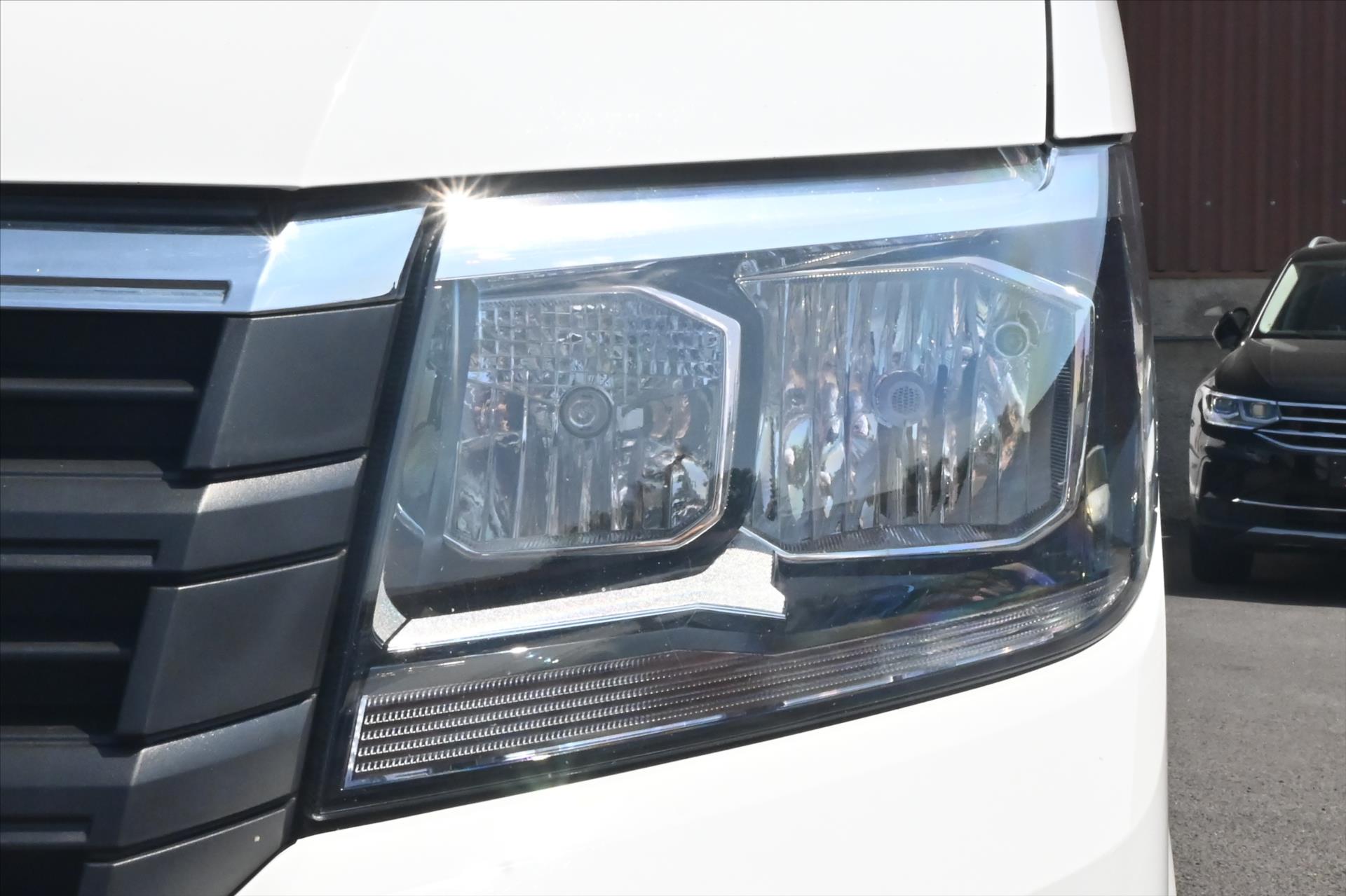 Main photo of the car Volkswagen Crafter 2.0 TDI 103 kW L2H2 Navi Camera Warranty up to 5 years (28)