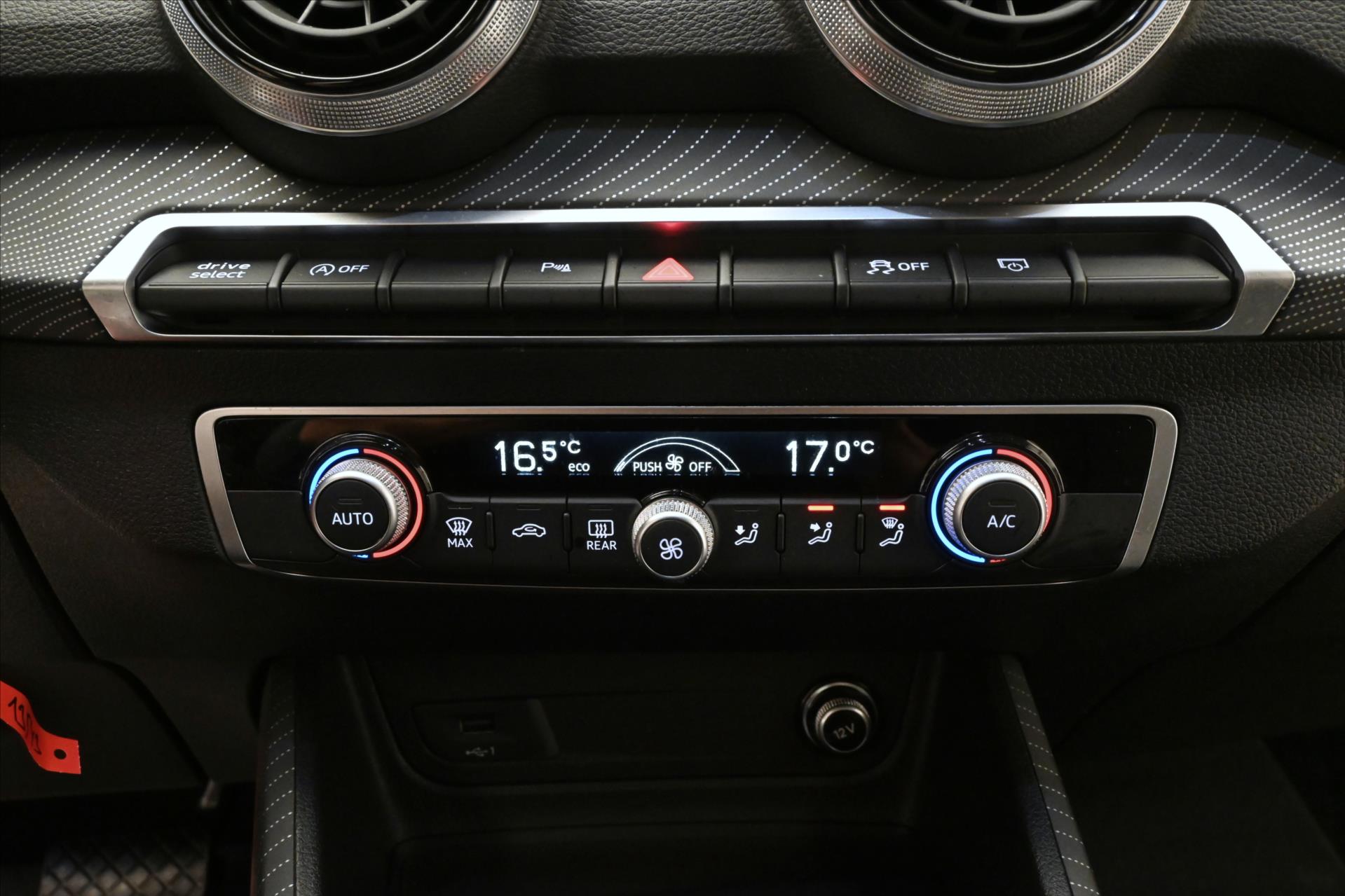 Hlavní fotografie vozu Audi Q2 1,5 35 TFSI 110 kW S-Tronic Záruka až 5 let (22)