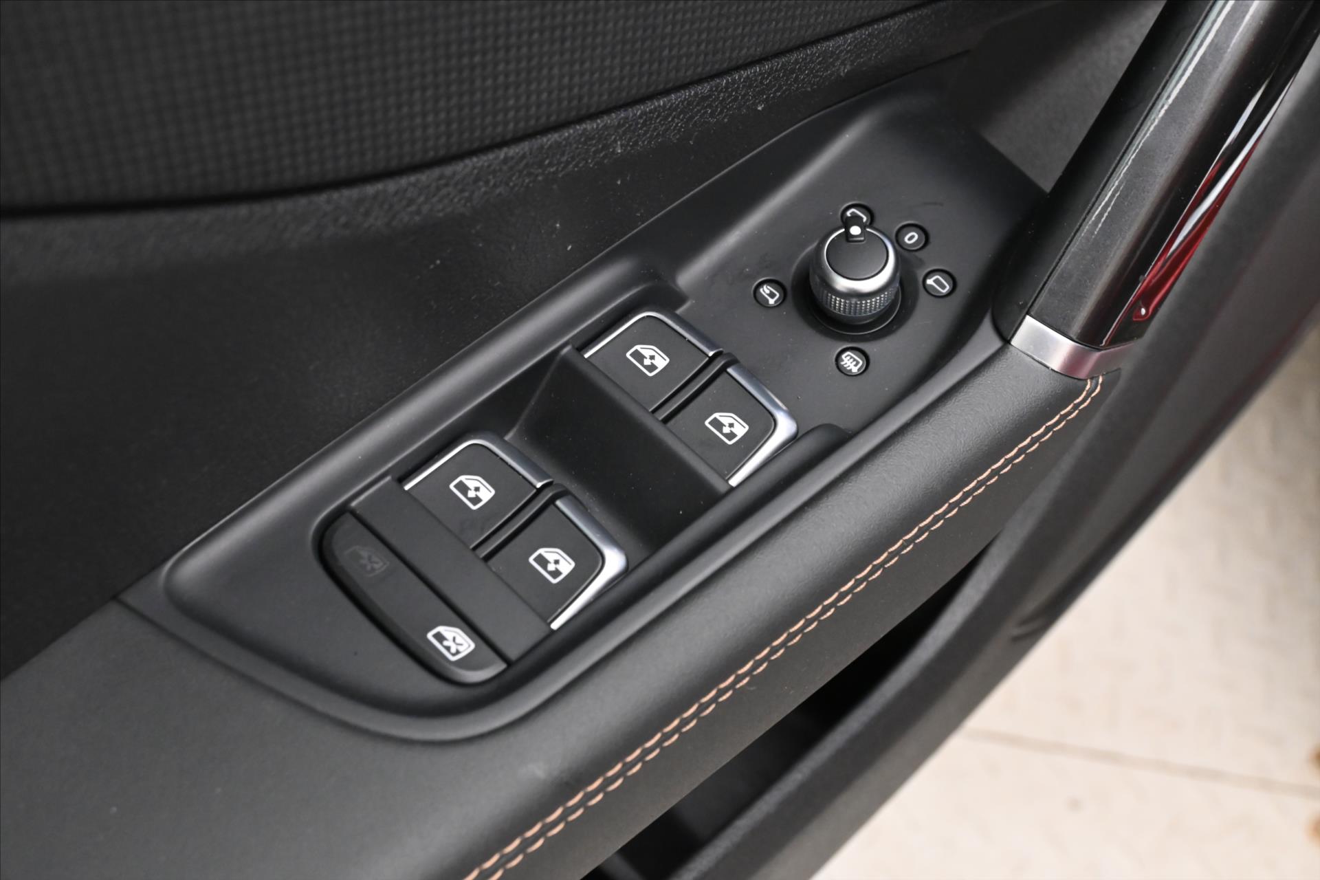 Hlavní fotografie vozu Audi Q2 1,5 35 TFSI 110 kW S-Tronic Záruka až 5 let (26)