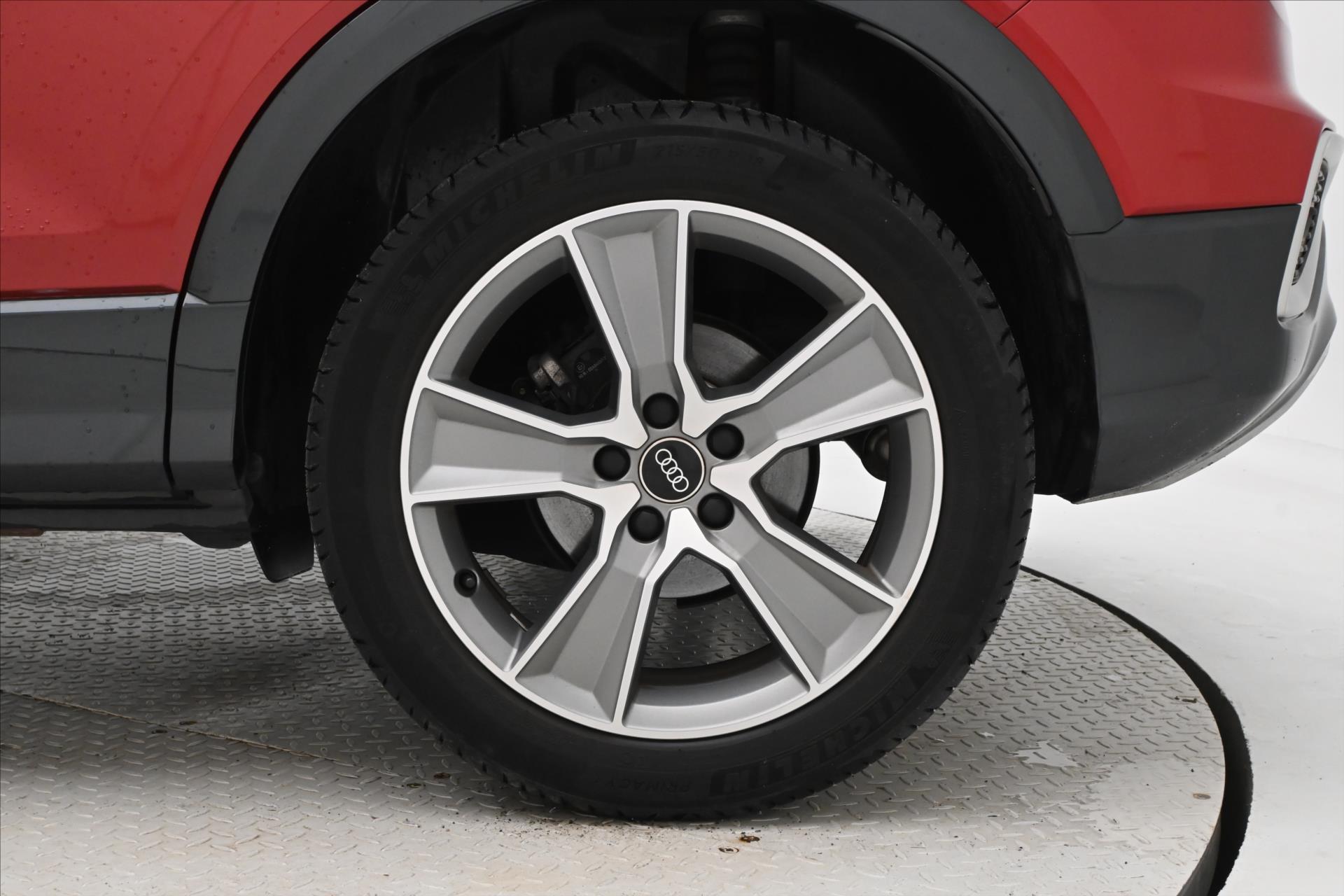 Hlavní fotografie vozu Audi Q2 1,5 35 TFSI 110 kW S-Tronic Záruka až 5 let (32)