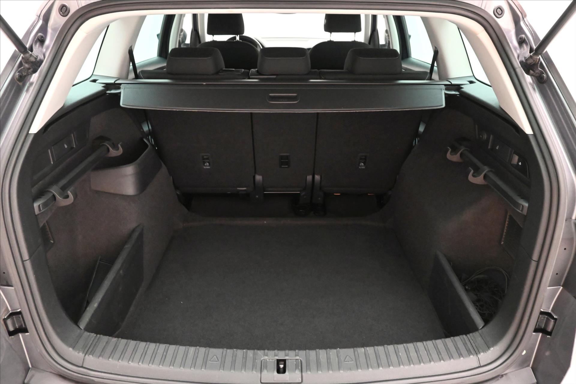 Hlavní fotografie vozu Škoda Kodiaq 2,0 TDI 110kW DSG Business Záruka až 5 let (11)
