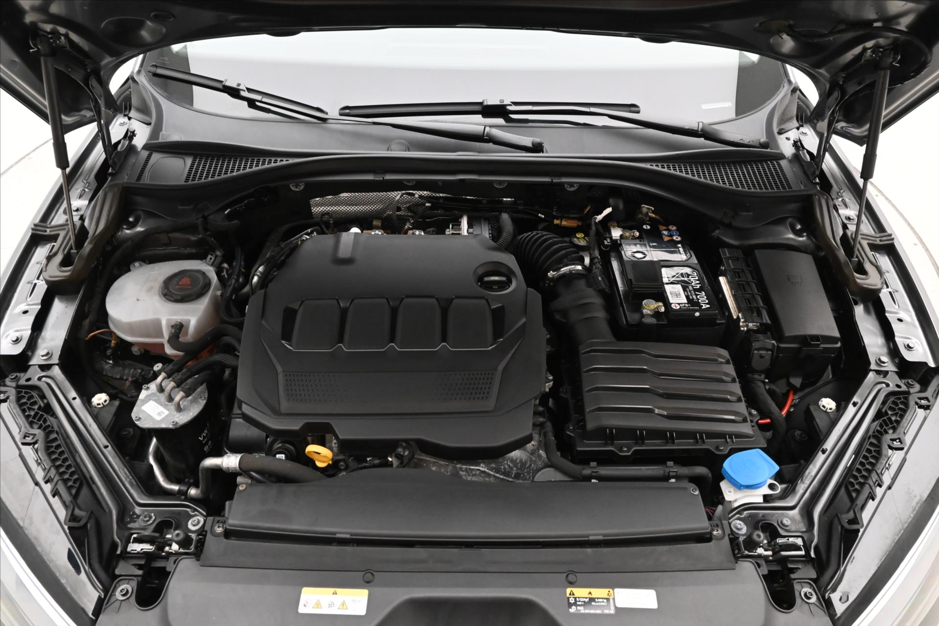 Hlavní fotografie vozu Škoda Superb 2,0 TDI 110 kW DSG TAŽNÉ NAVI Záruka až 5 let (10)