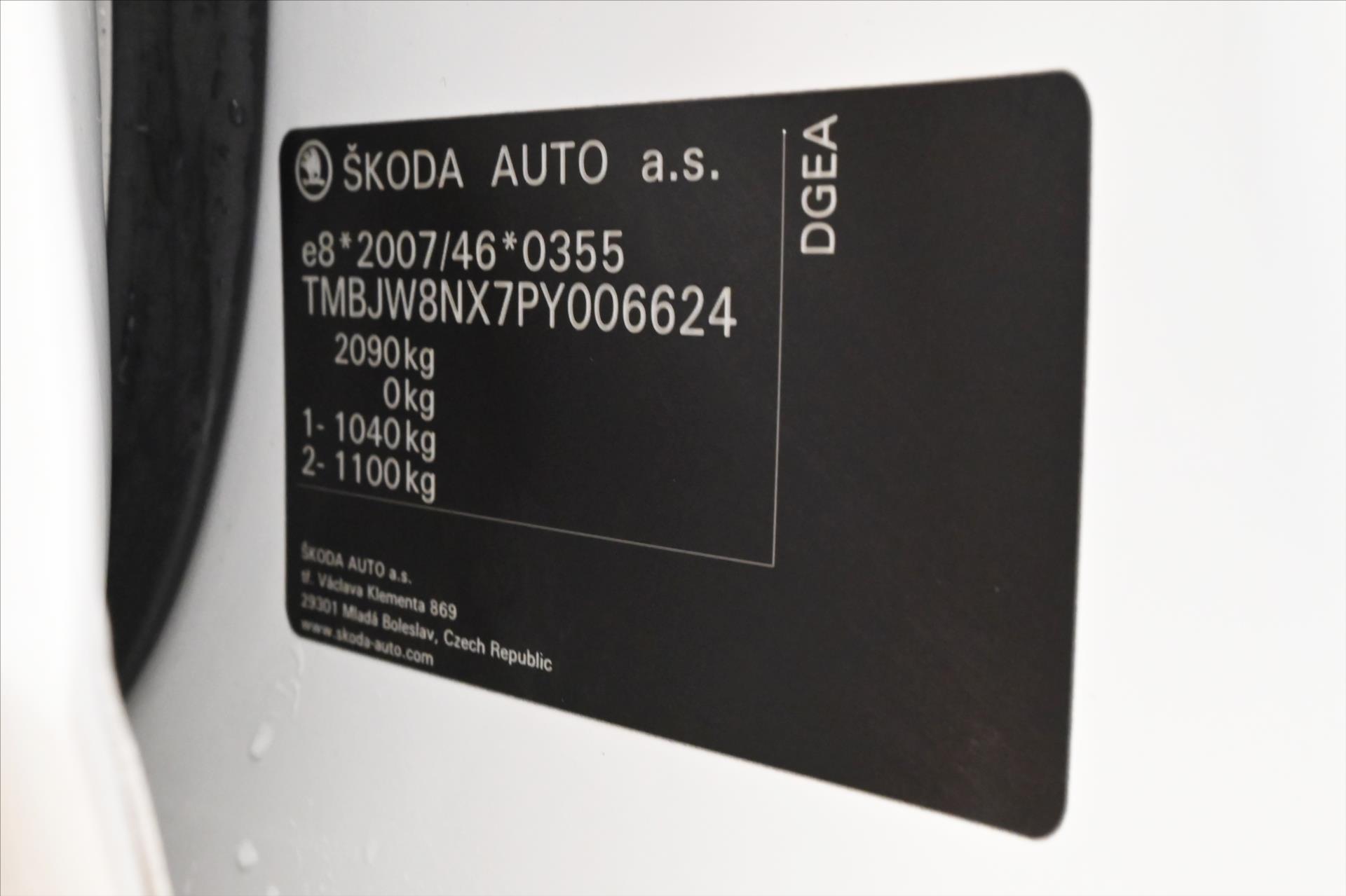 Hlavní fotografie vozu Škoda Octavia 1,4 TSI iV 110 kW DSG Ambition Záruka až 5 let (12)
