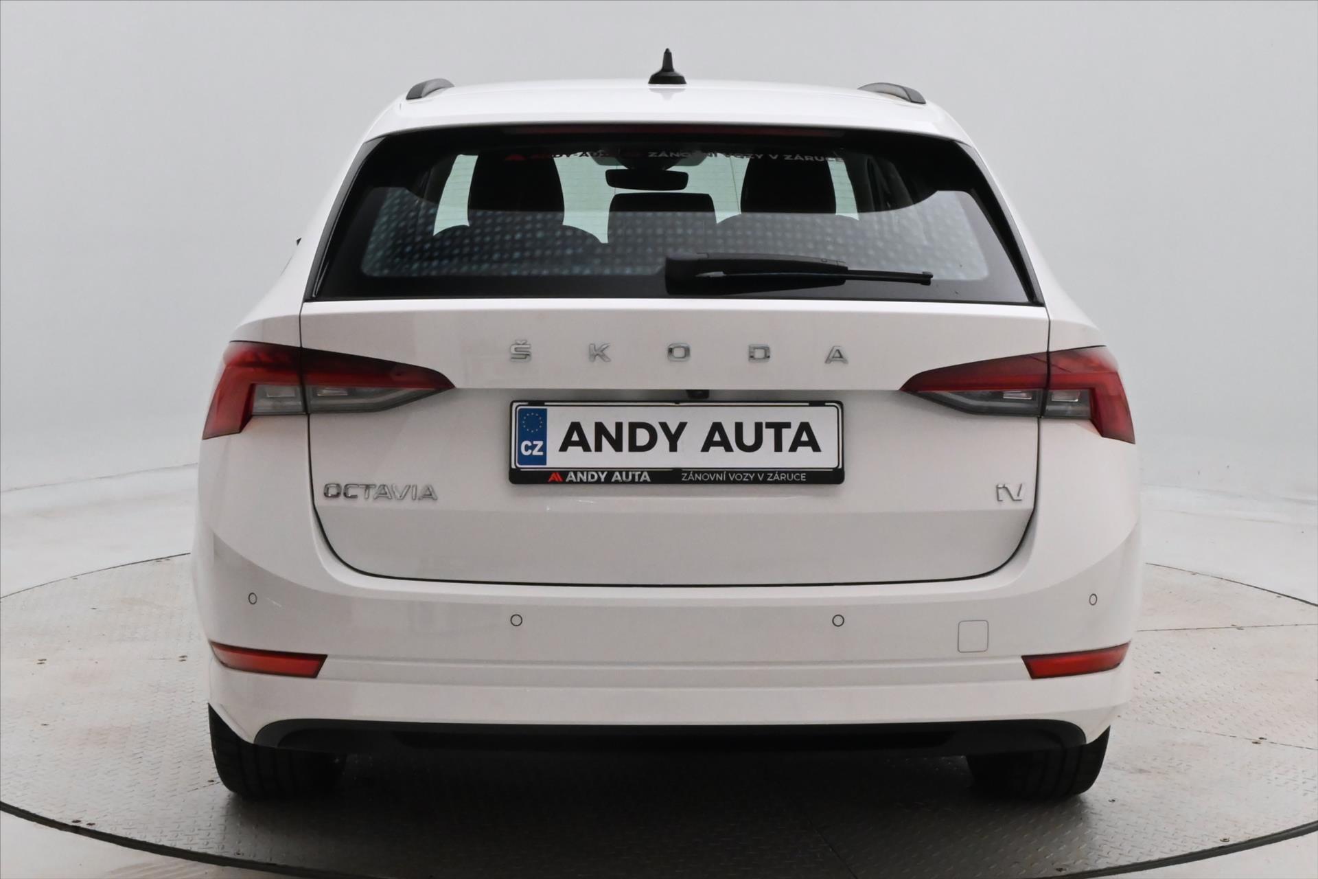 Hlavní fotografie vozu Škoda Octavia 1,4 TSI iV 110 kW DSG Ambition Záruka až 5 let (6)