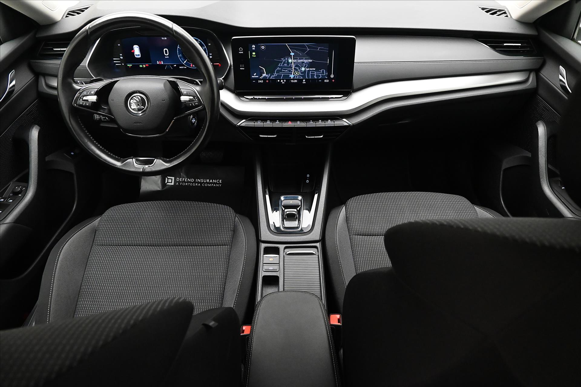 Hlavní fotografie vozu Škoda Octavia 1,4 TSI iV 150 kW DSG Ambition Záruka až 5 let (16)