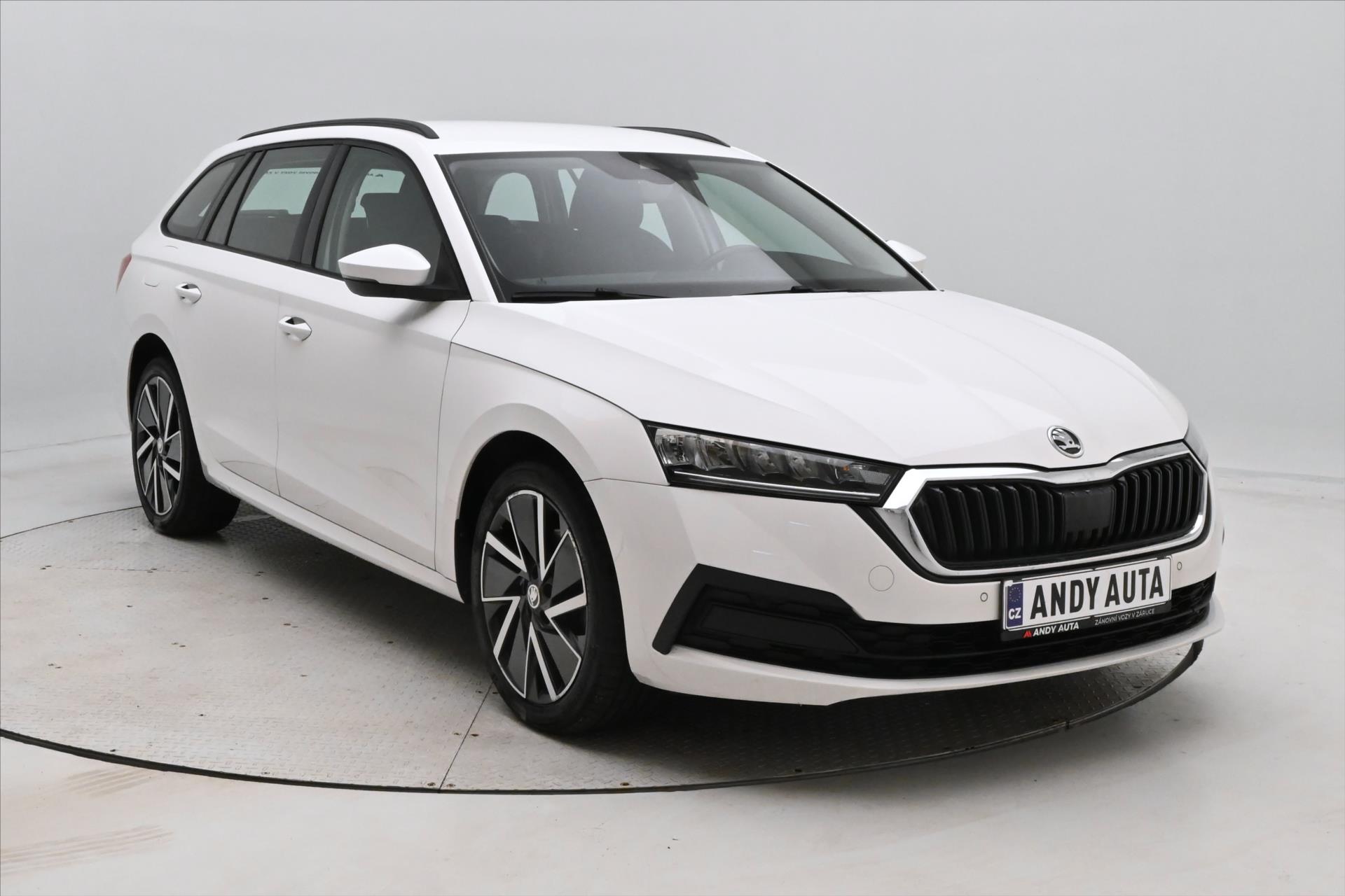 Hlavní fotografie vozu Škoda Octavia 1,4 TSI iV 150 kW DSG Ambition Záruka až 5 let (4)