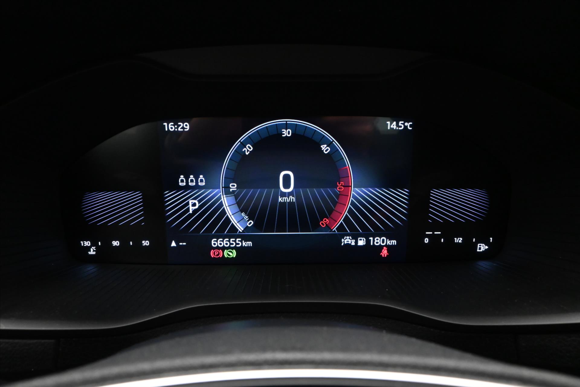 Hlavní fotografie vozu Škoda Karoq 2,0 TDI 85 kW DSG  VIRTUAL Záruka až 5 let (17)