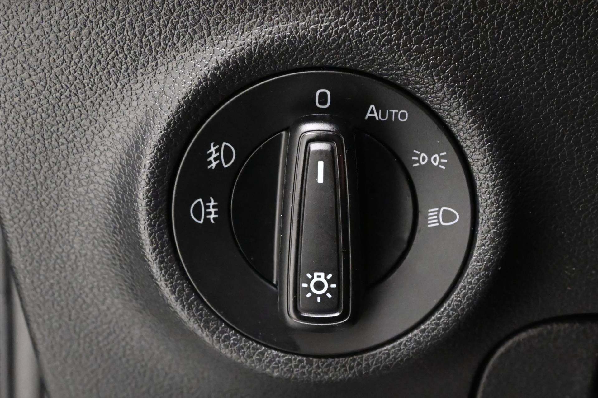 Hlavní fotografie vozu Škoda Karoq 2,0 TDI 85 kW DSG  VIRTUAL Záruka až 5 let (27)