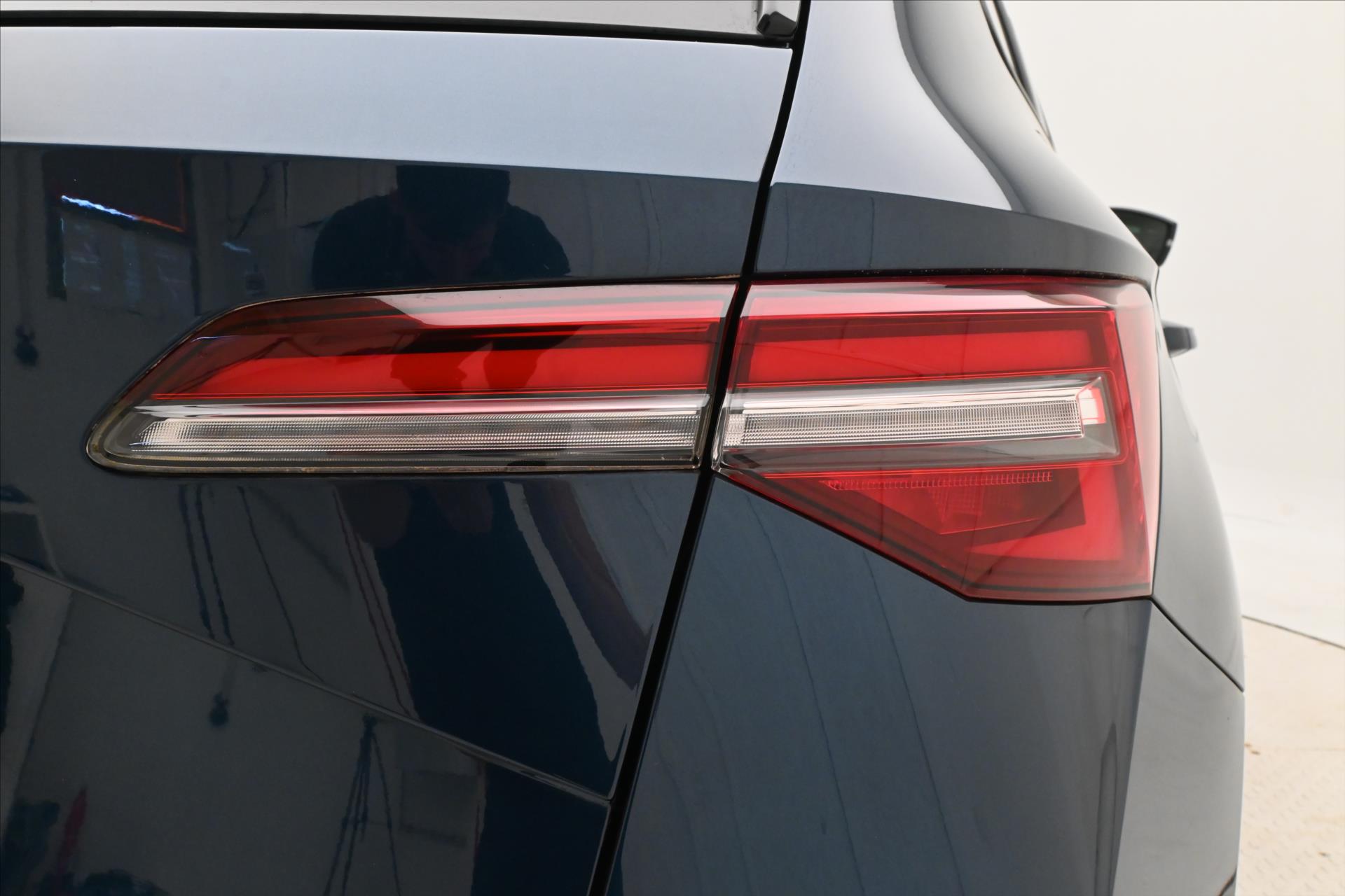 Hlavní fotografie vozu Škoda Karoq 2,0 TDI 85 kW DSG  VIRTUAL Záruka až 5 let (30)