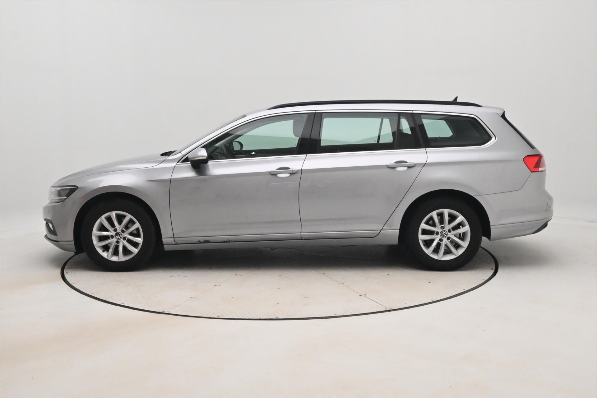 Hlavní fotografie vozu Volkswagen Passat 2,0 TDI 110 kW DSG Business Záruka až 5 let (9)