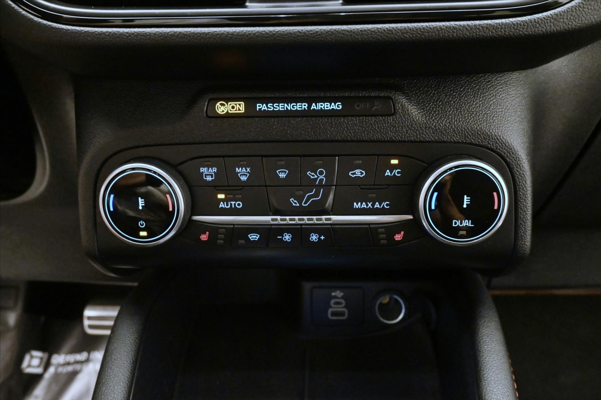 Main photo of the car Ford Kug 2.5 PHEV 165kW ST-LINE Warranty up to 5 years (20)