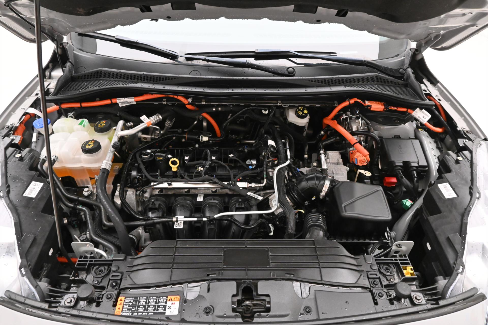 Main photo of the car Ford Kug 2.5 PHEV 165kW ST-LINE Warranty up to 5 years (9)