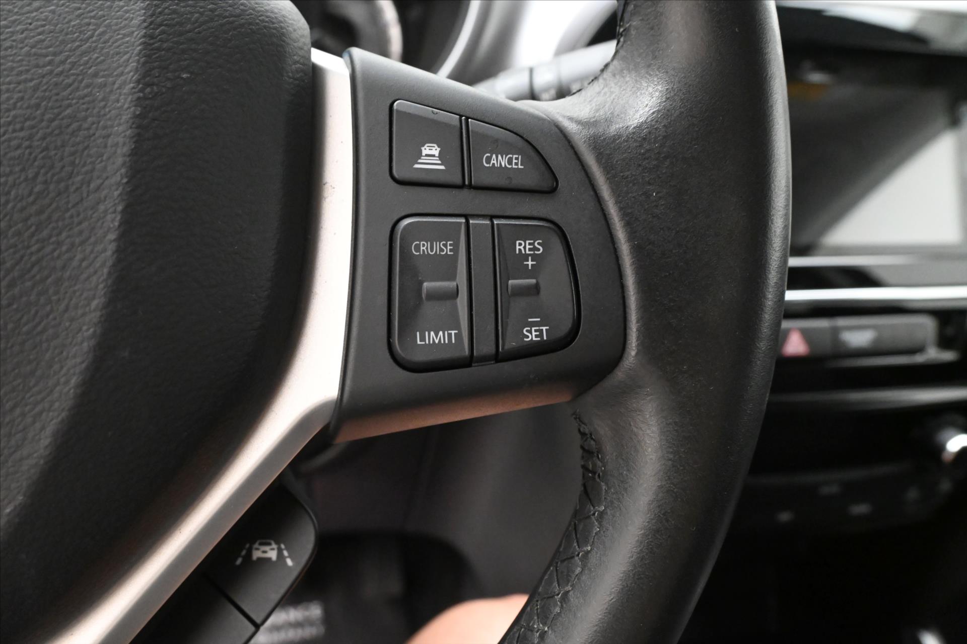 Main photo of the car Suzuki Vitara 1.4 HYBRID 95kW Active Warranty up to 5 years (22)
