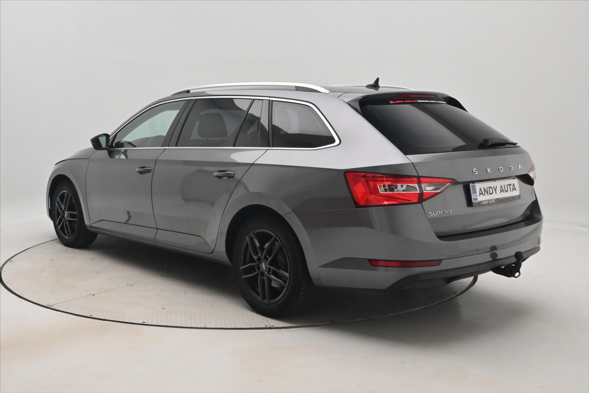 Hlavní fotografie vozu Škoda Superb 2,0 TDI 110 kW DSG Style Záruka až 5 let (7)
