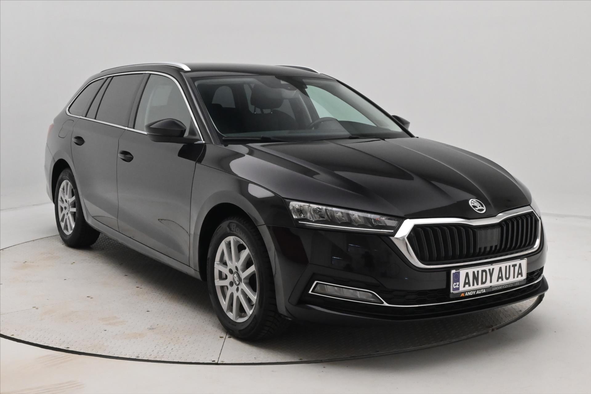 Hlavní fotografie vozu Škoda Octavia 2,0 TDI 110kW DSG Style Záruka až 5 let (3)